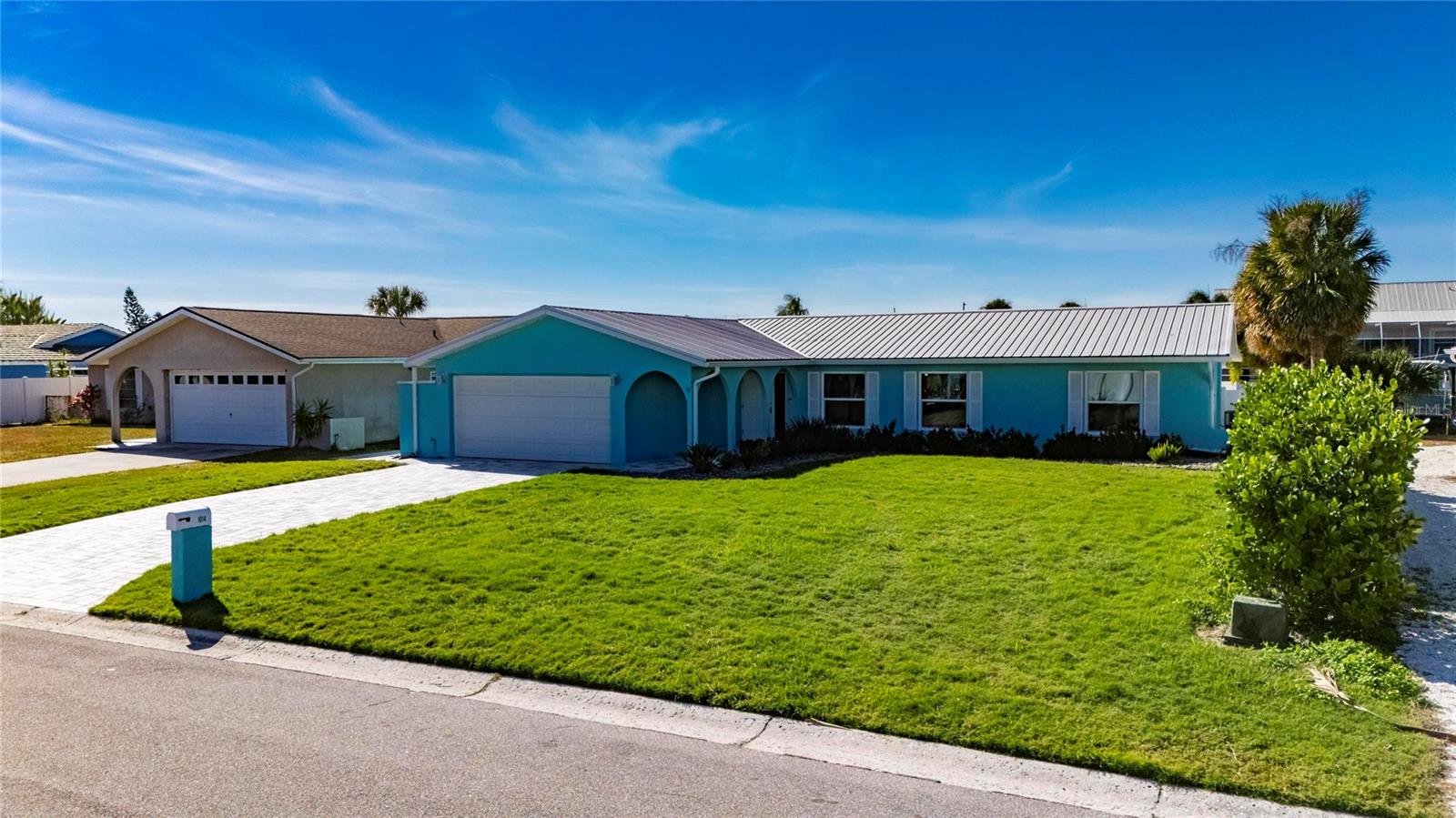 APOLLO BEACH UNIT 08 A RESUBDI - Residential Lease