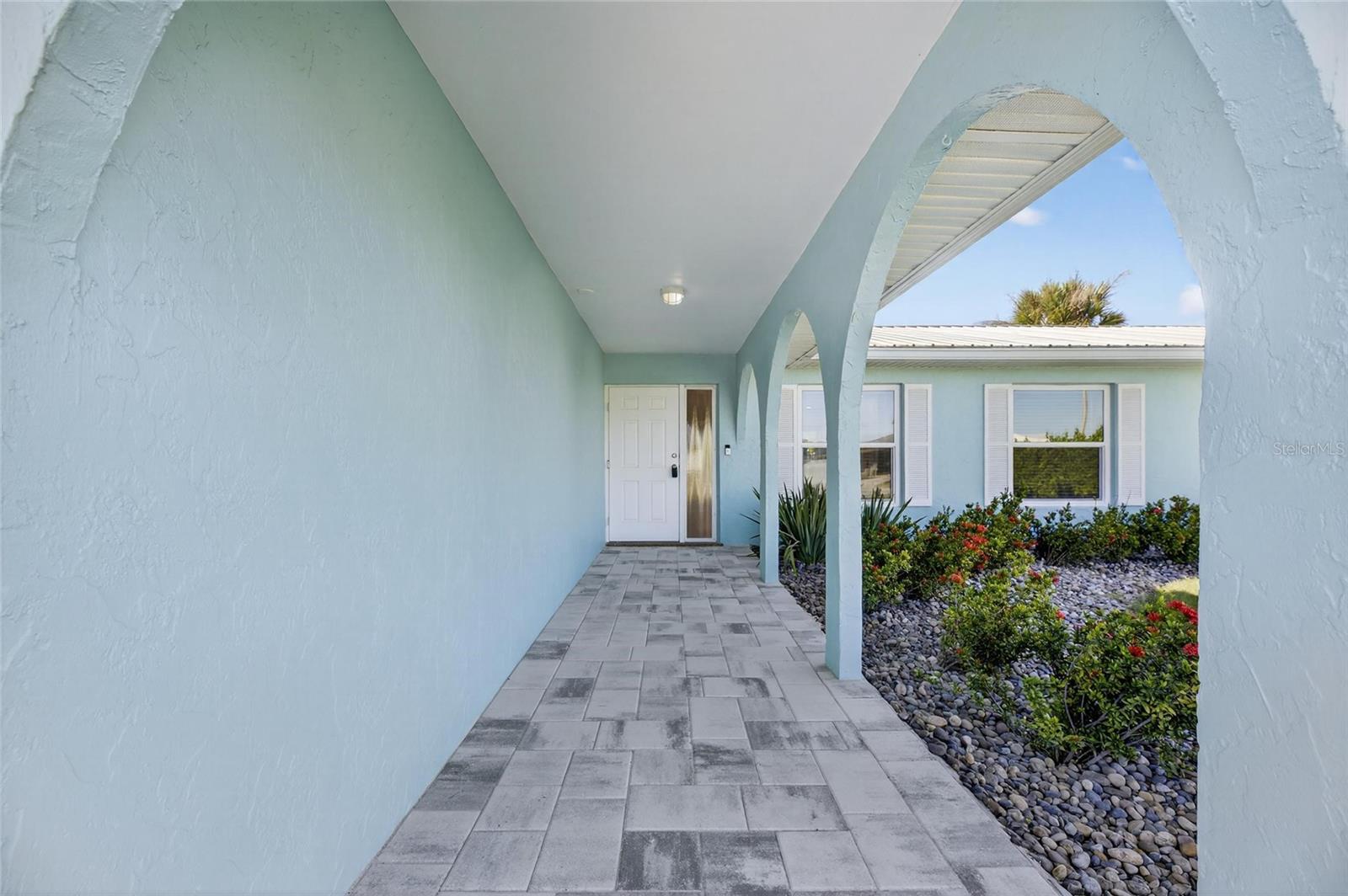 APOLLO BEACH UNIT 08 A RESUBDI - Residential Lease