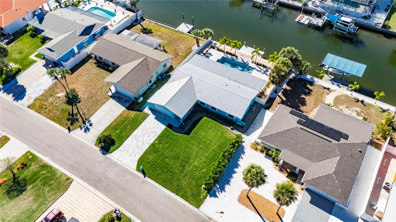 APOLLO BEACH UNIT 08 A RESUBDI - Residential Lease