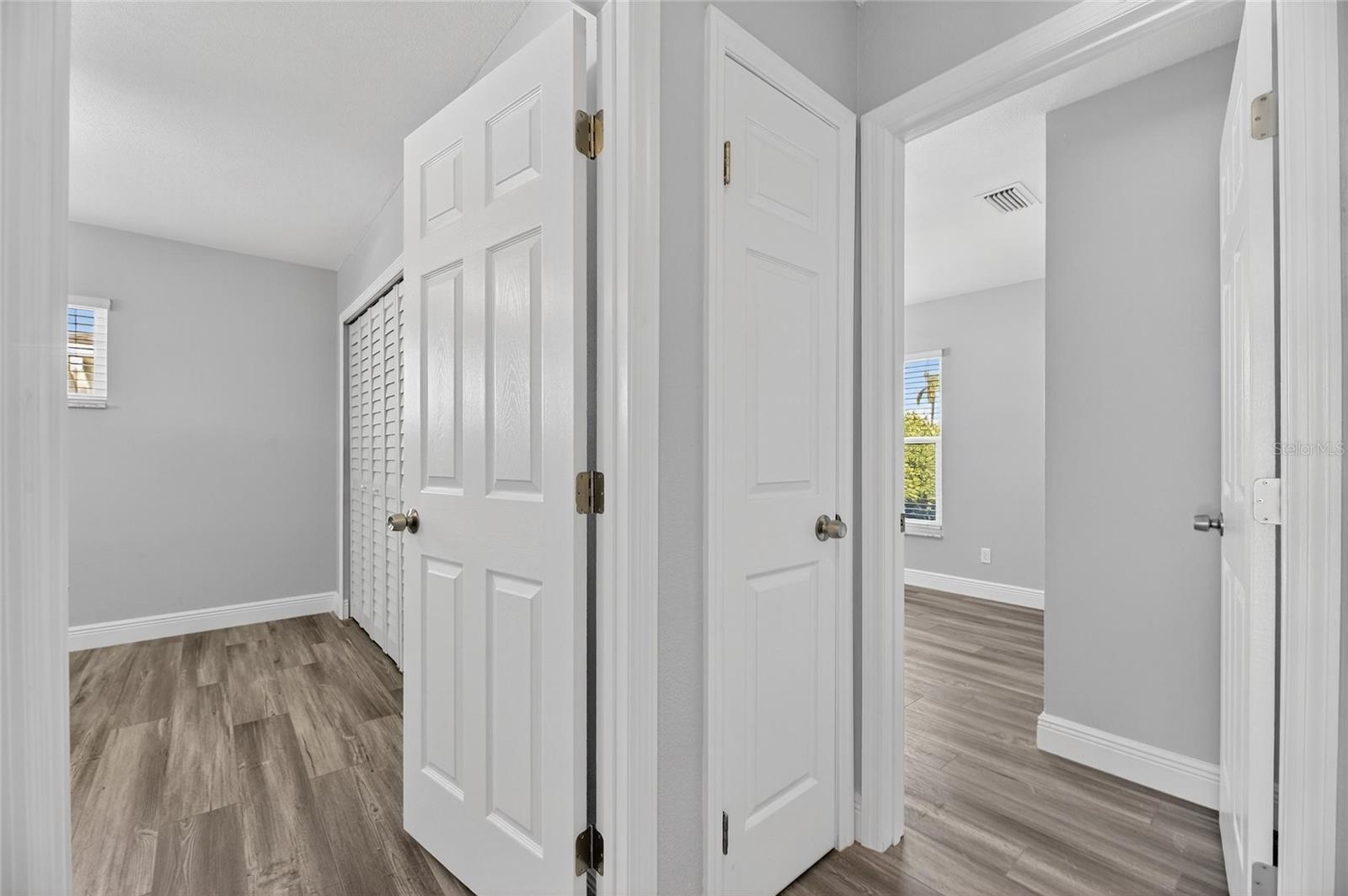 APOLLO BEACH UNIT 08 A RESUBDI - Residential Lease