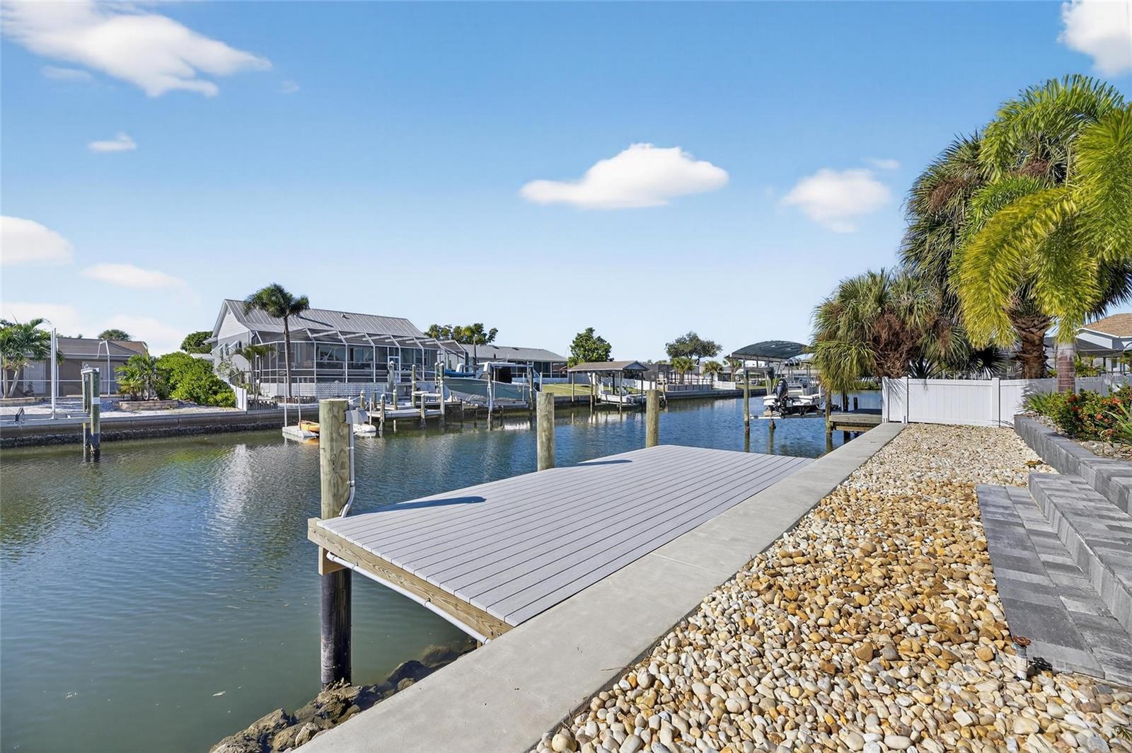 APOLLO BEACH UNIT 08 A RESUBDI - Residential Lease