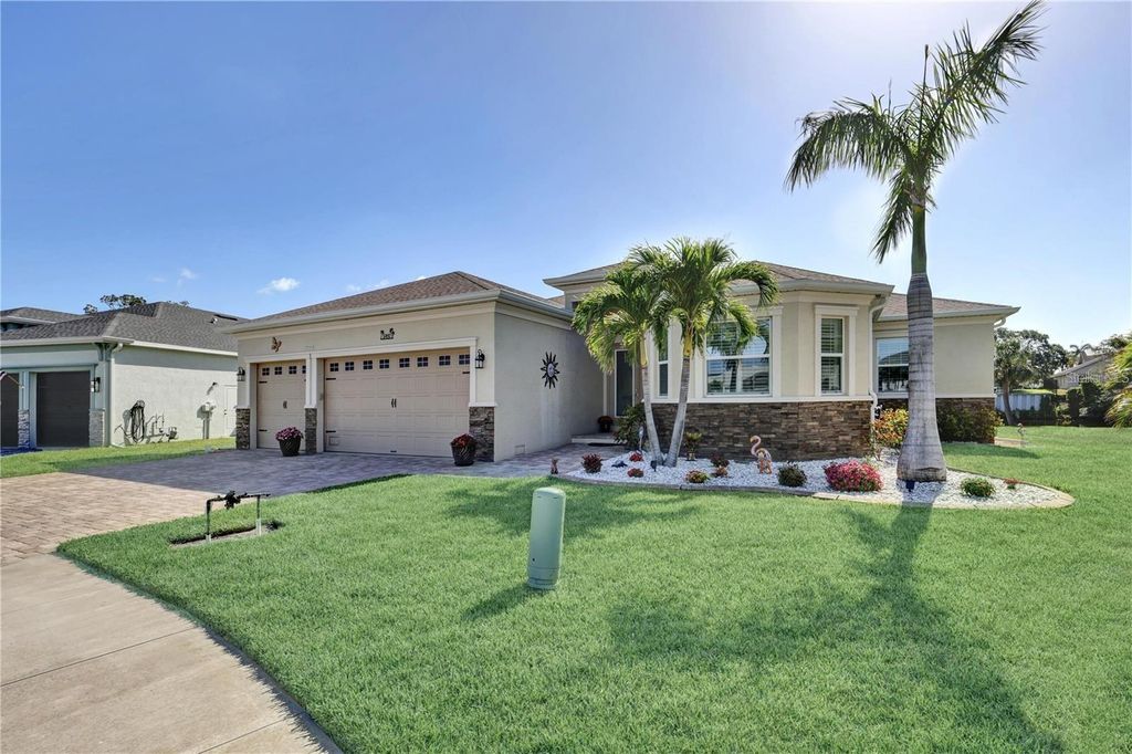 Photo of 5497 56th Court E, Bradenton, FL 34203 (MLS # S5140891)