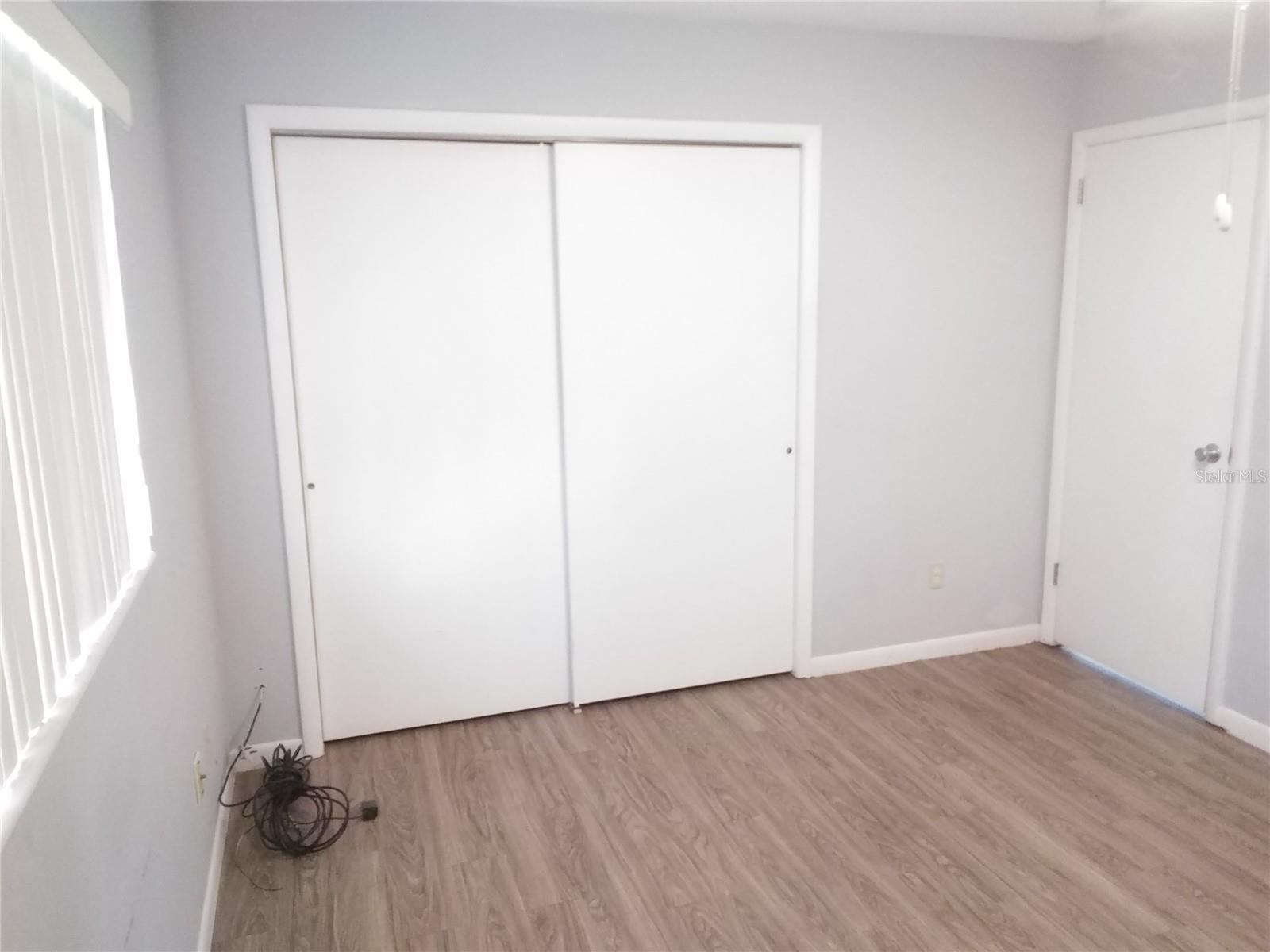 VILLAGE GREEN UNIT 01 - Residential Lease