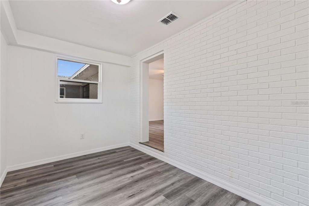 Photo of 112 S Fern Road #112, Lakeland, FL 33801 (MLS # TB8460163)