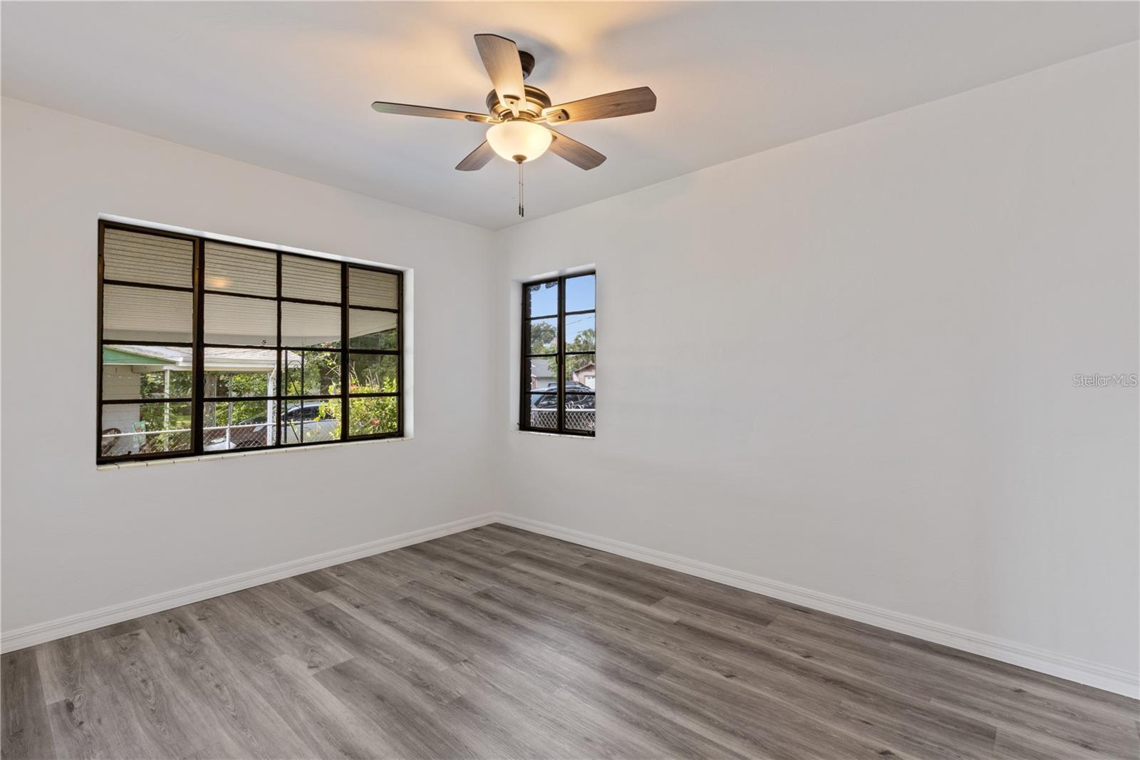 SHORE ACRES - Residential Lease