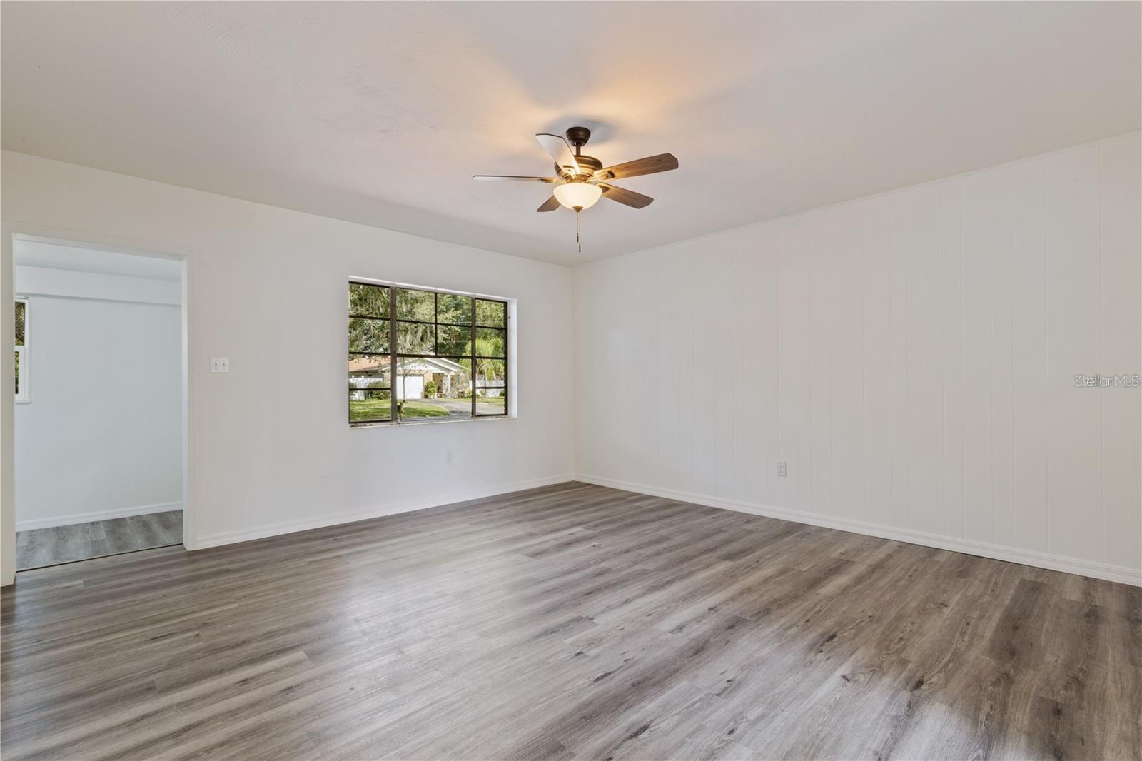 SHORE ACRES - Residential Lease