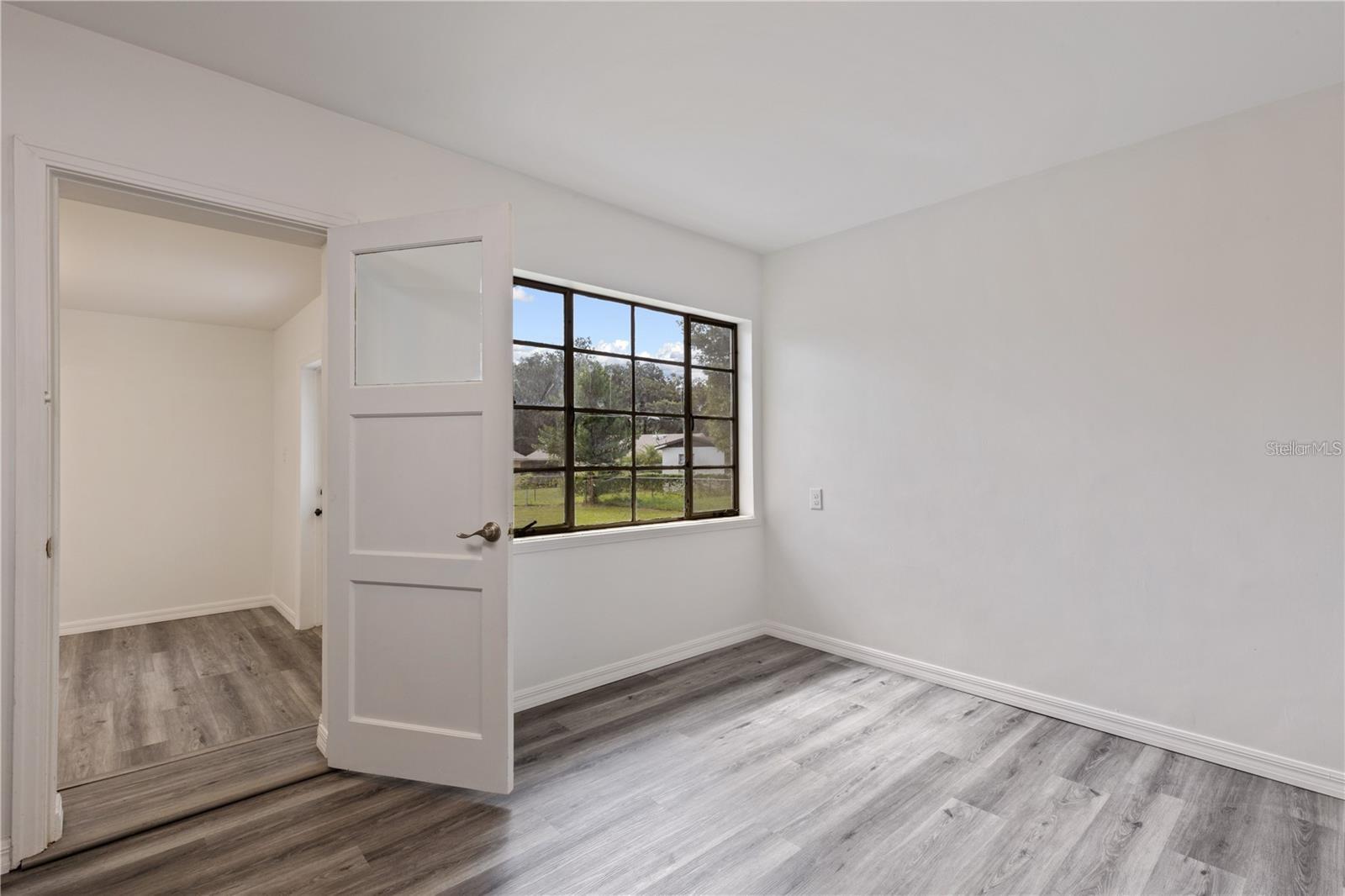 SHORE ACRES - Residential Lease