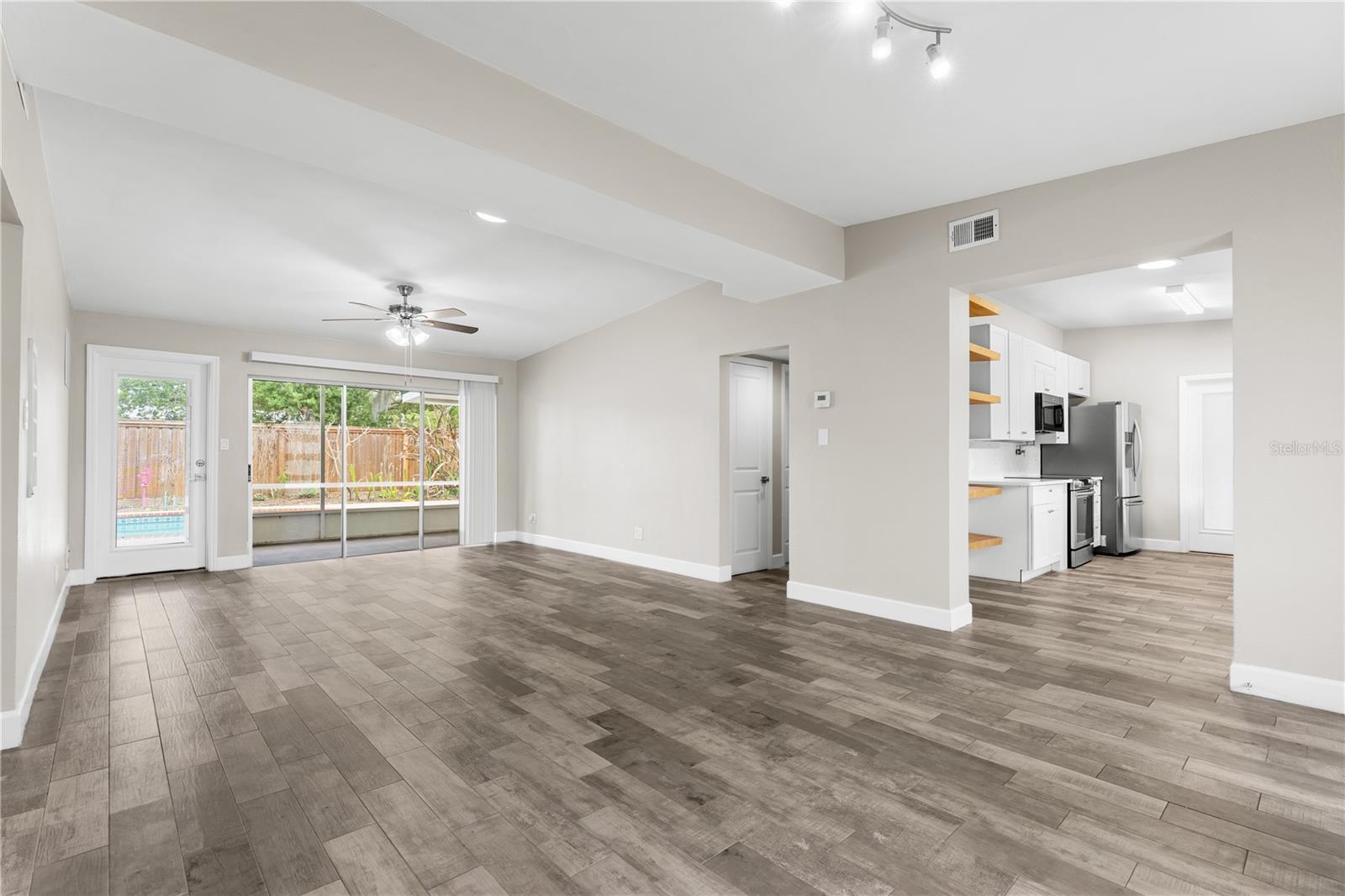 DOVER SHORES FOURTH ADD - Residential