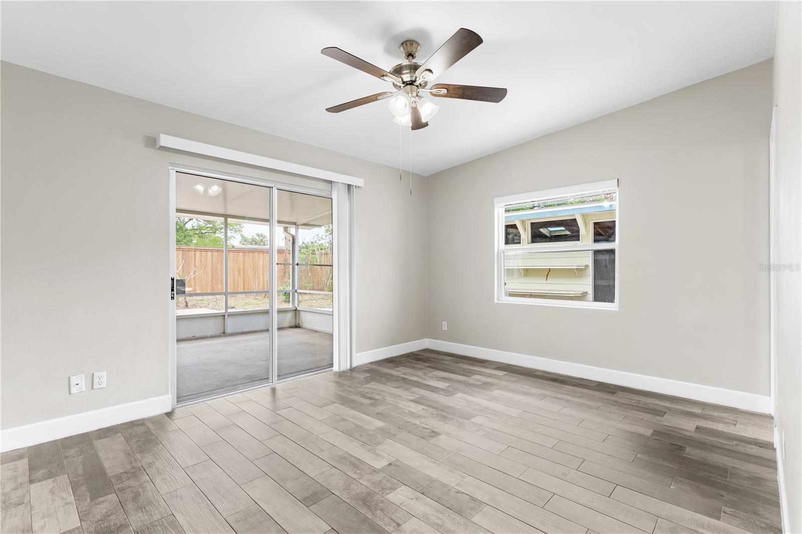 DOVER SHORES FOURTH ADD - Residential
