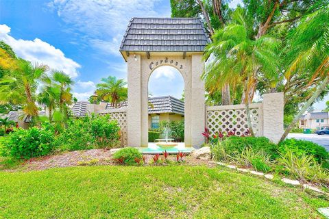 A home in SEMINOLE