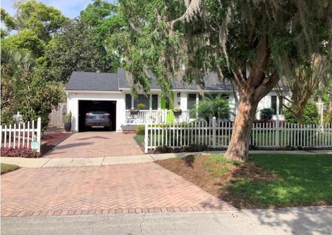 512 MAYFAIR CIRCLE ORLANDO FL 32803