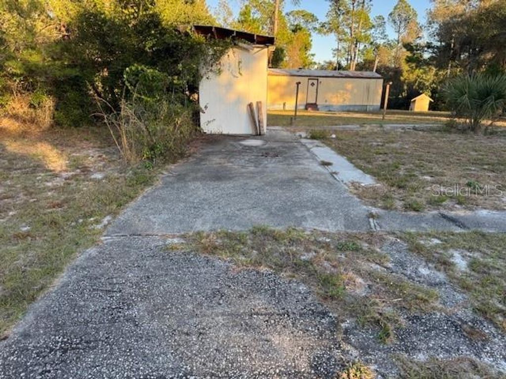 Photo of 45828 Deer Street, Paisley, FL 32767 (MLS # G5105042)