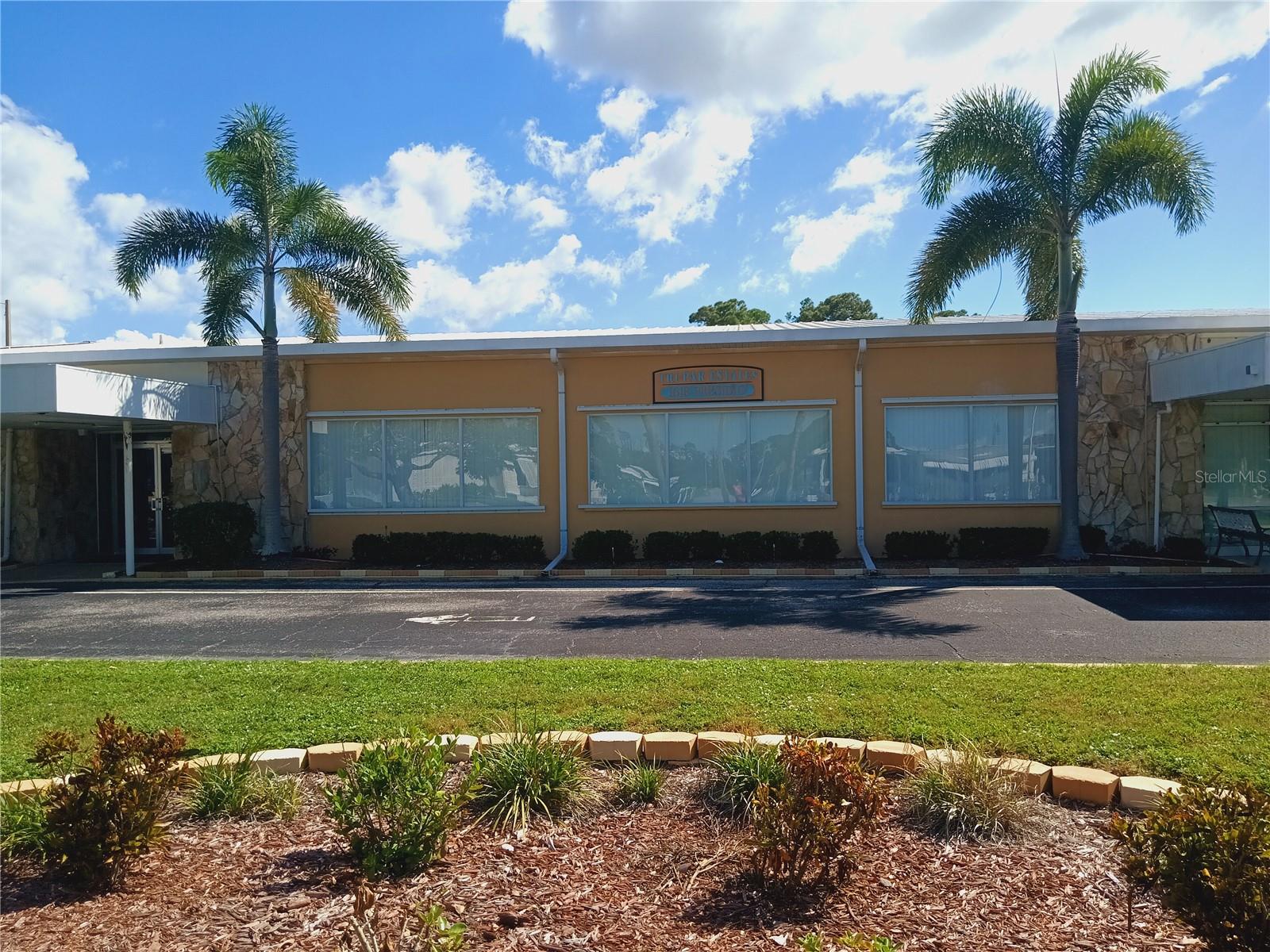 TRI-PAR ESTATES - Residential