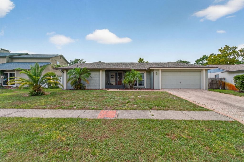 Photo of 3903 Dunaire Drive, Valrico, FL 33596 (MLS # TB8436548)