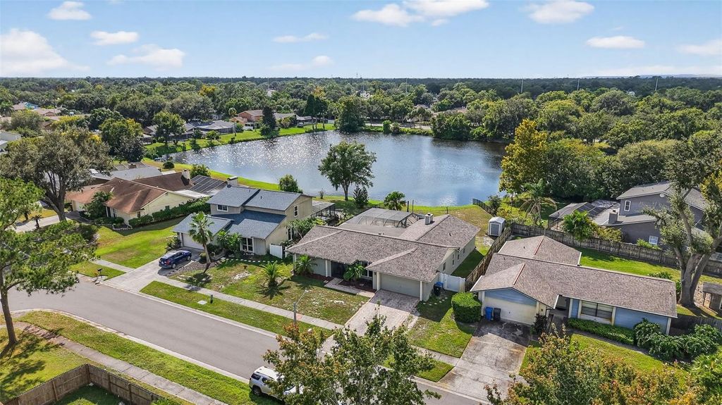 Photo of 3903 Dunaire Drive, Valrico, FL 33596 (MLS # TB8436548)