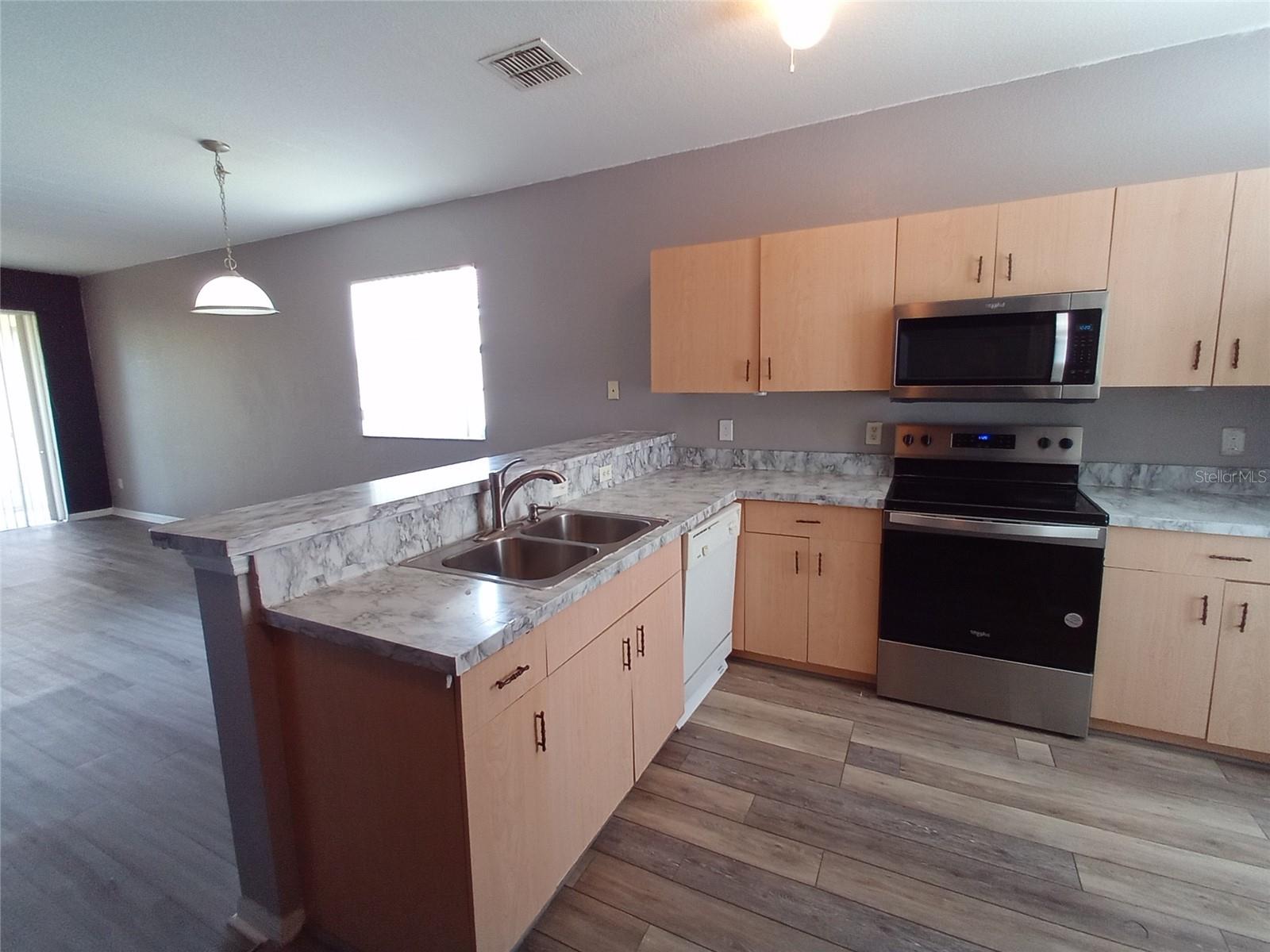 LAKE MARION GOLF RESIDENCE CONDO - Residential