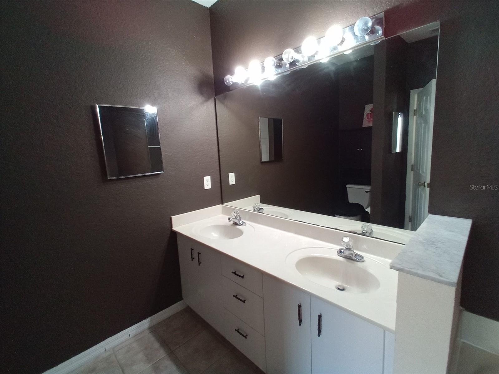 LAKE MARION GOLF RESIDENCE CONDO - Residential