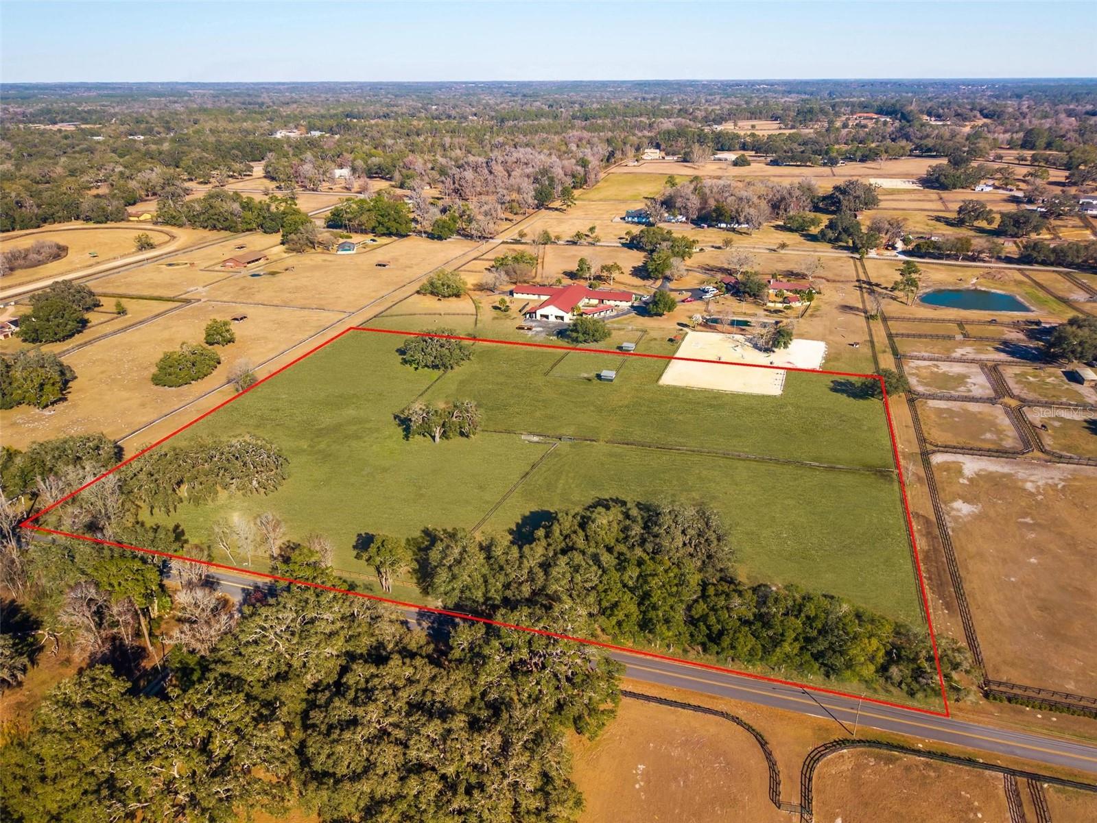 PINNACLE PARK - Land