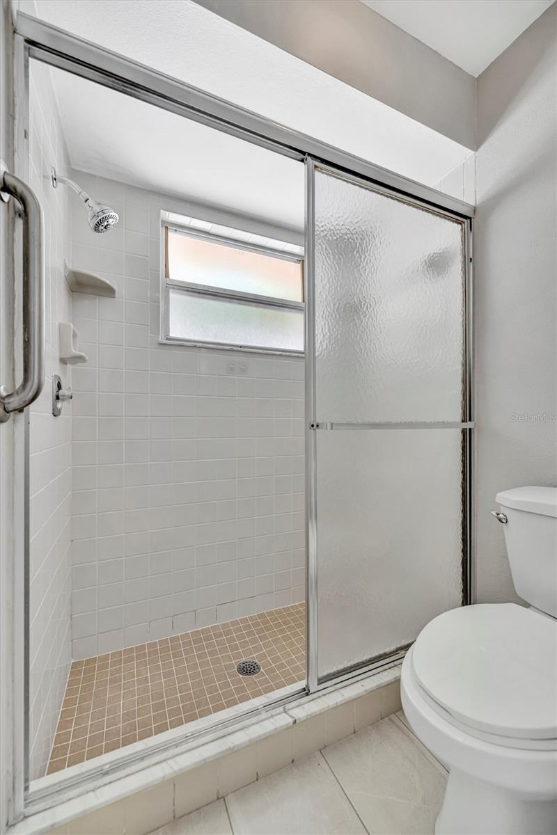 LAKE SARASOTA - Residential