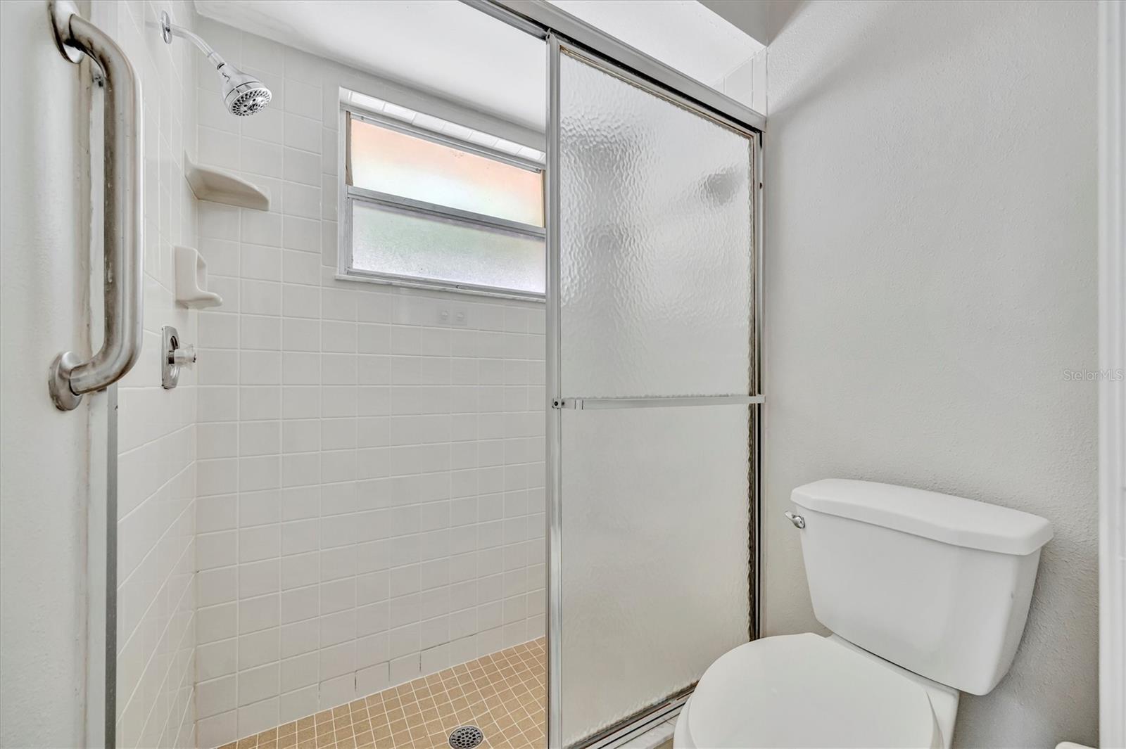 LAKE SARASOTA - Residential