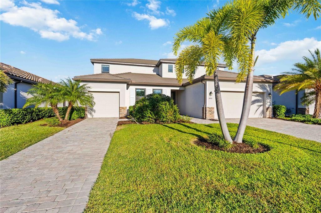 Photo of 6410 Rosehill Farm Run, Bradenton, FL 34211 (MLS # A4668402)