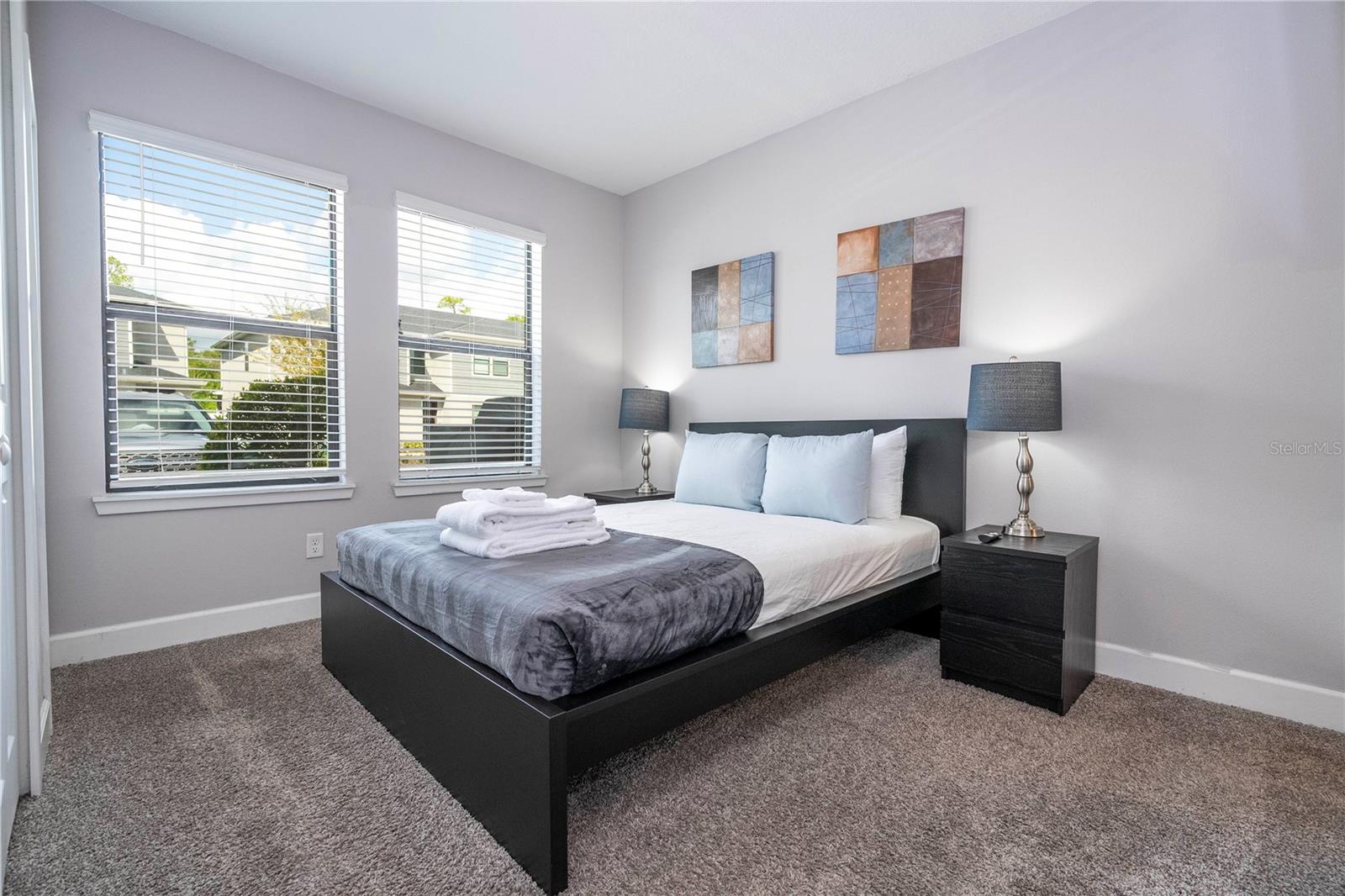 TERRA ESMERALDA TWNHMS - Residential Lease