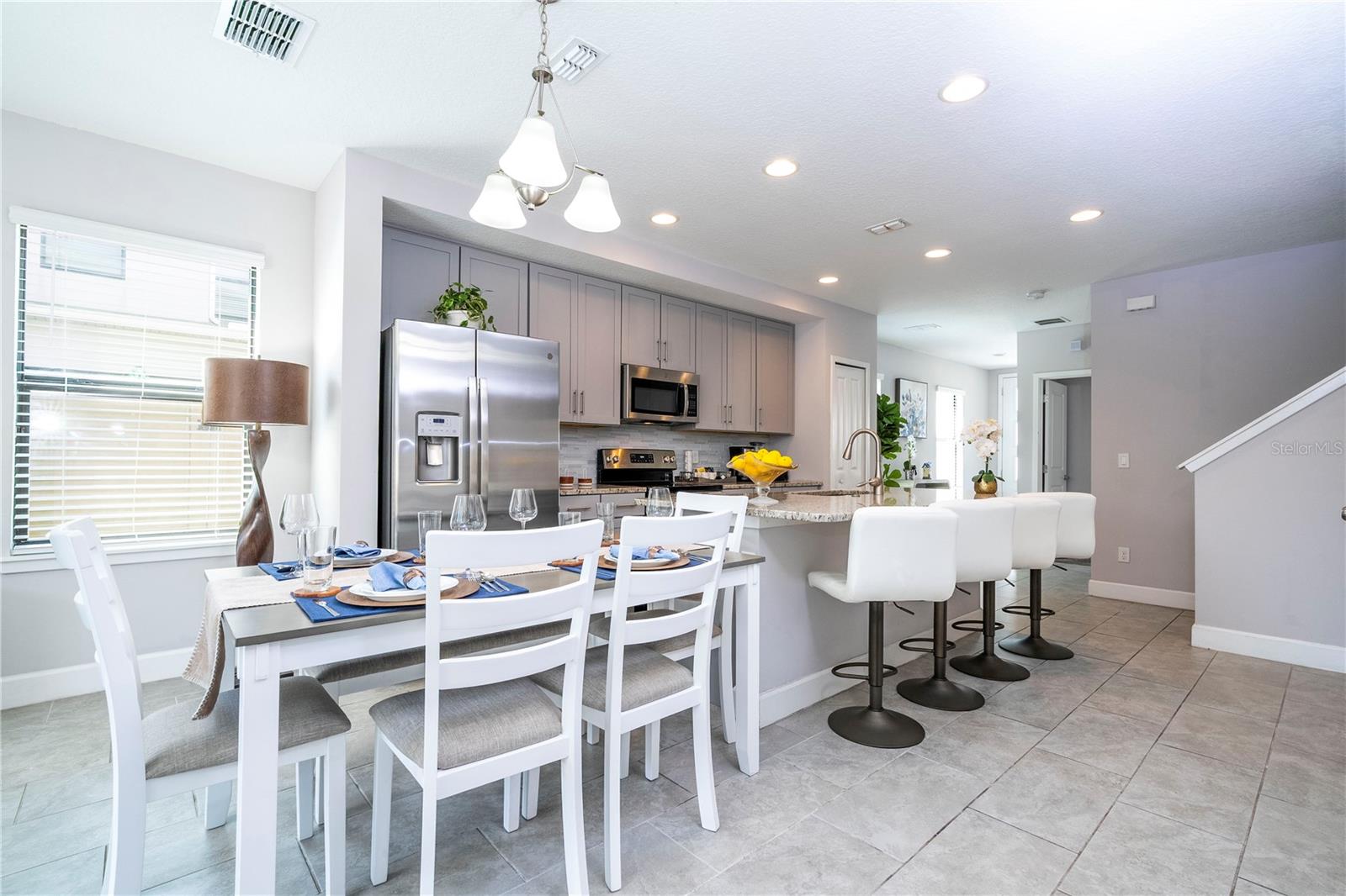 TERRA ESMERALDA TWNHMS - Residential Lease