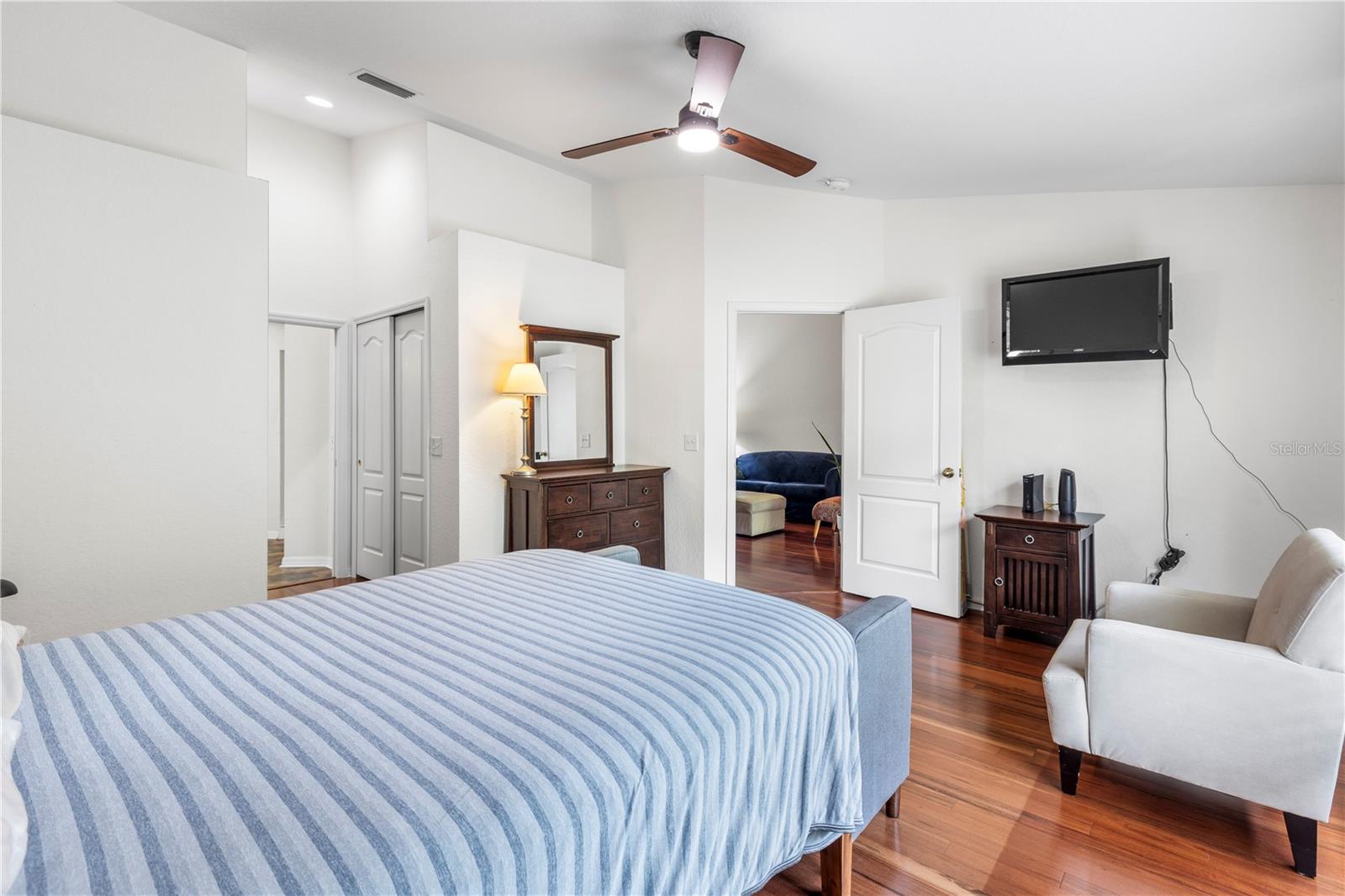 HERON COVE CONDO PH 02 - Residential