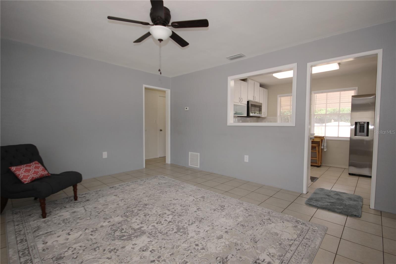 BELLEVIEW COURT - Residential Lease