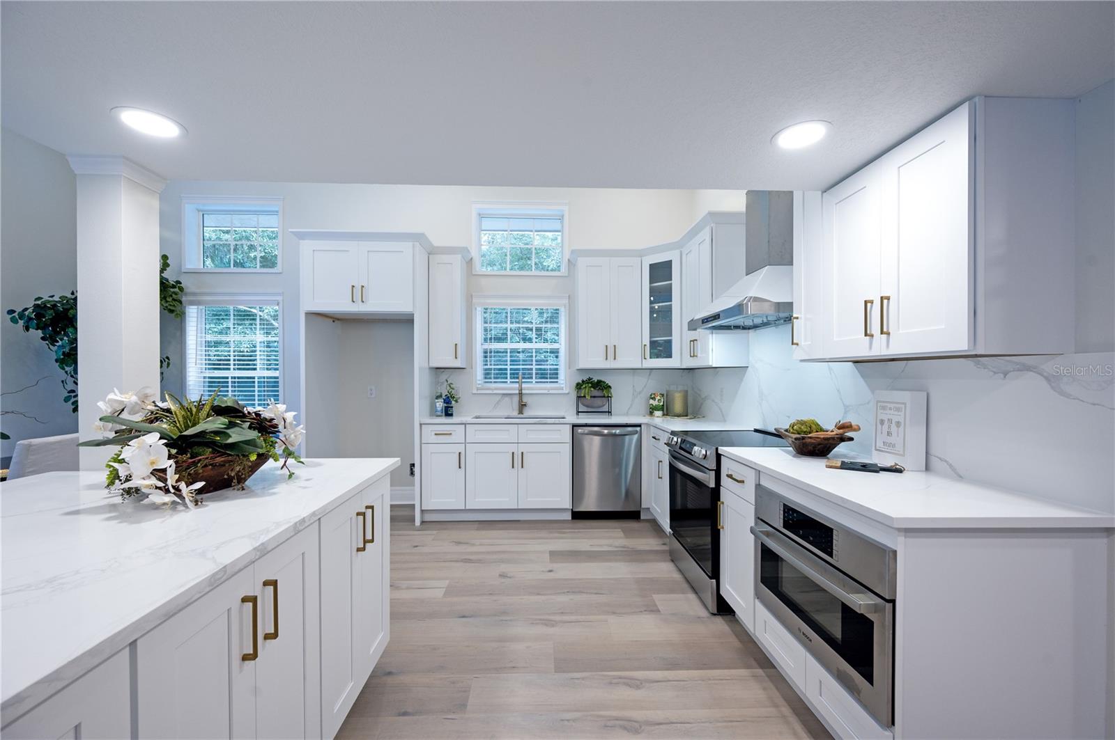 35 DEERPATH DRIVE