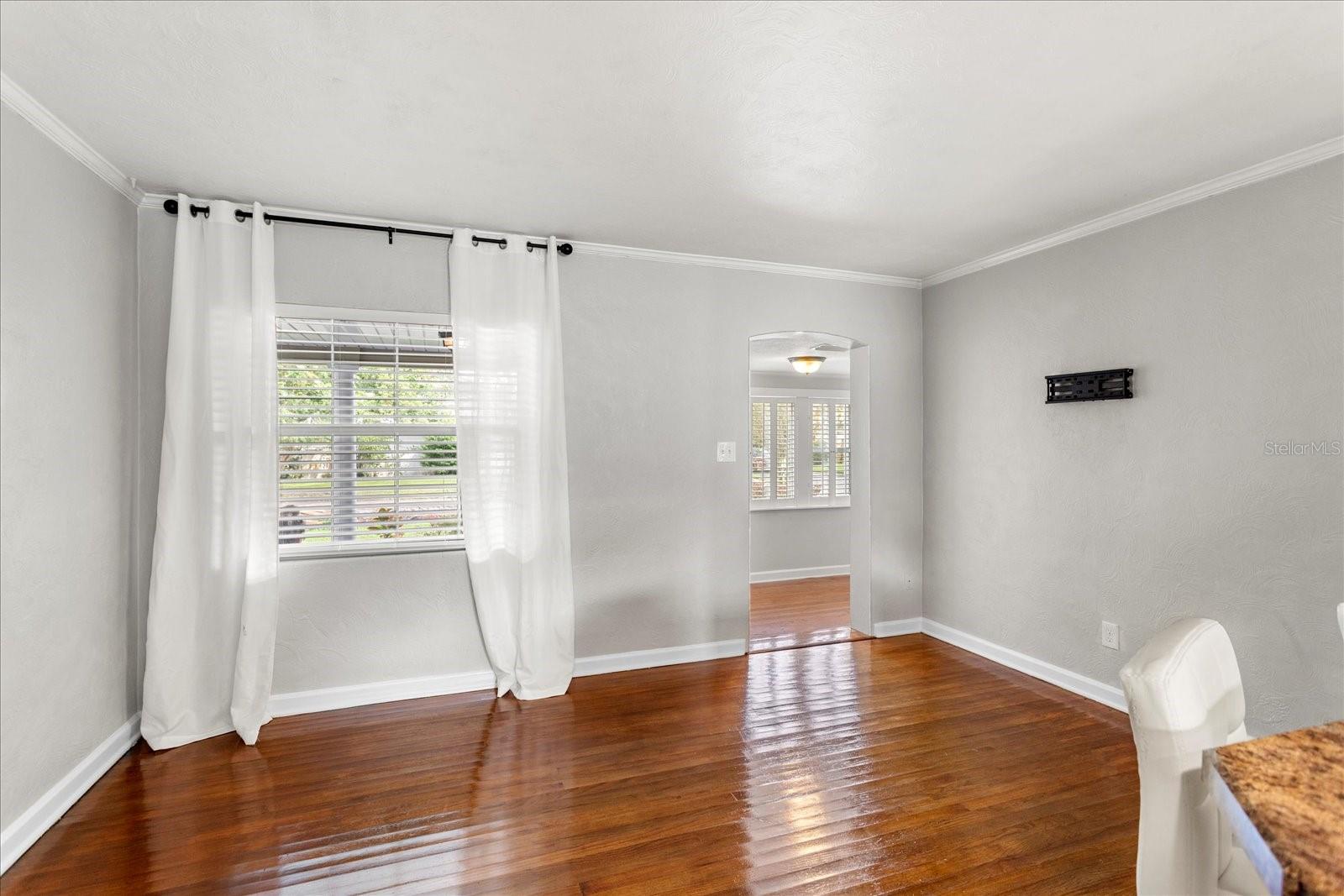 404 W KING STREET