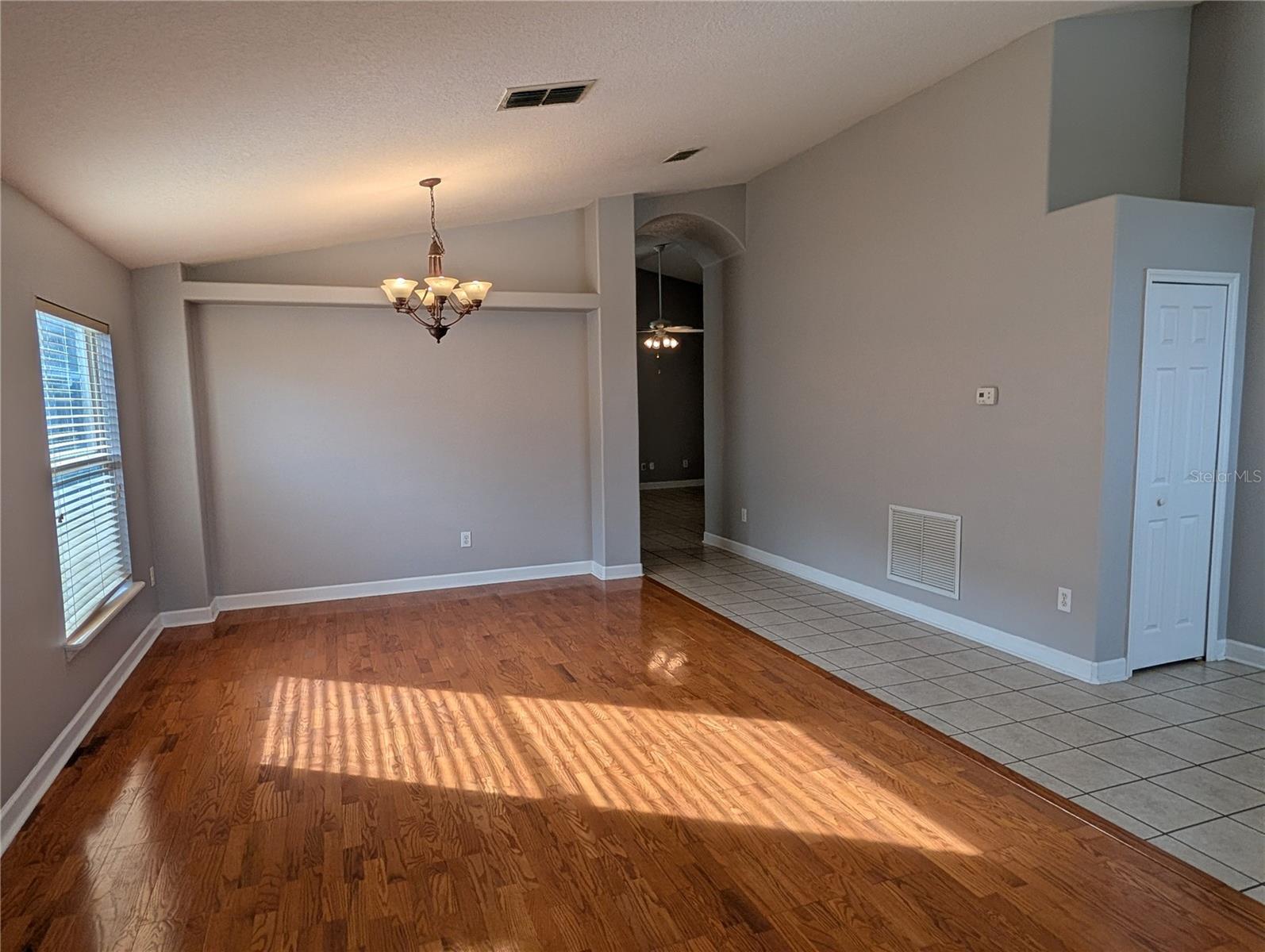 WAVERLEE WOODS UNIT 3 - Residential Lease