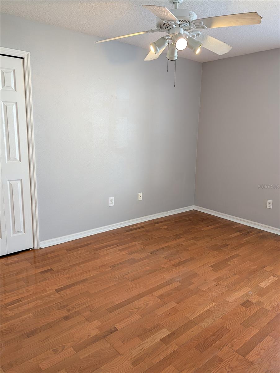 WAVERLEE WOODS UNIT 3 - Residential Lease