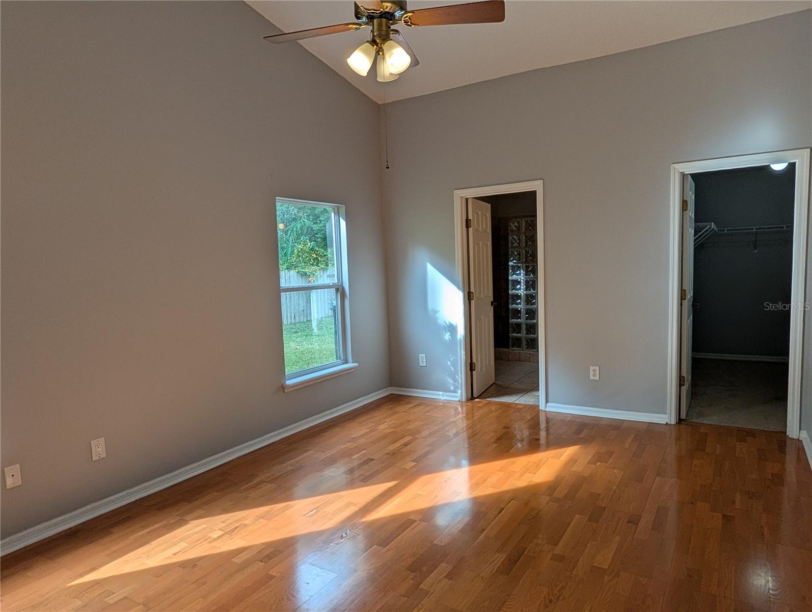 WAVERLEE WOODS UNIT 3 - Residential Lease