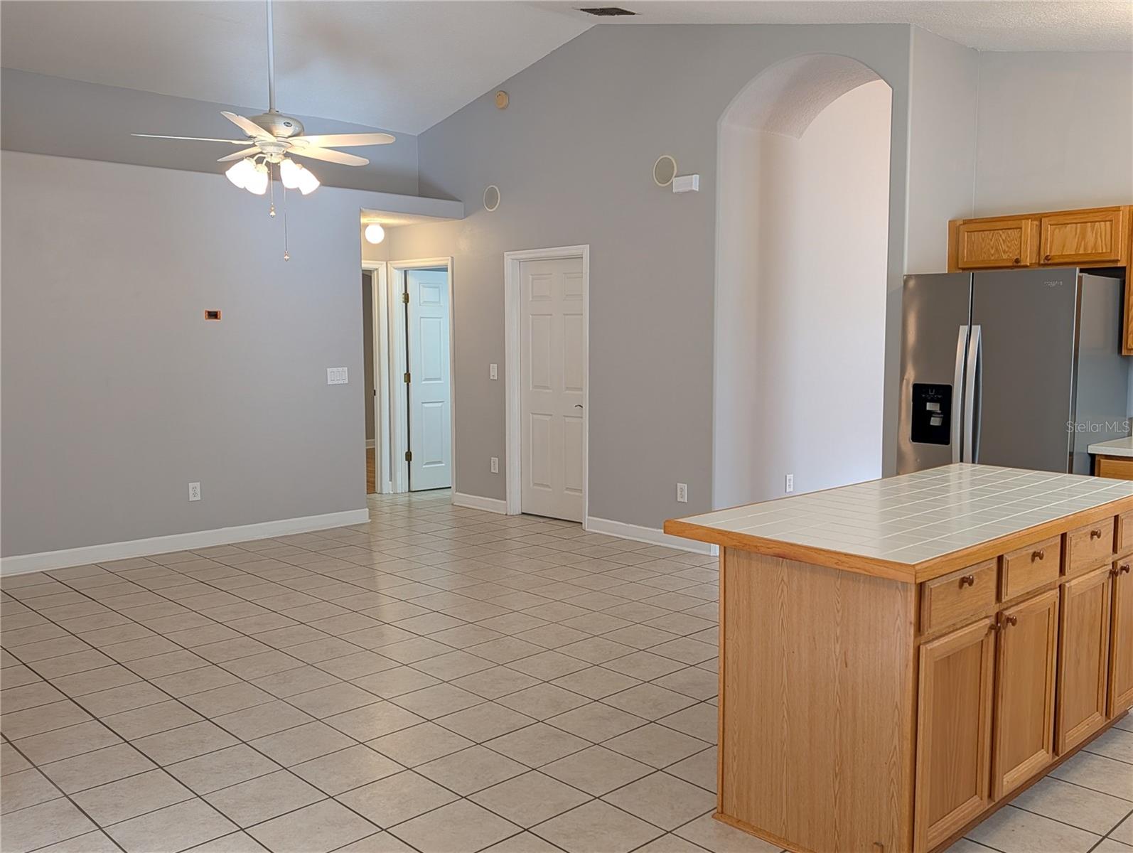 WAVERLEE WOODS UNIT 3 - Residential Lease