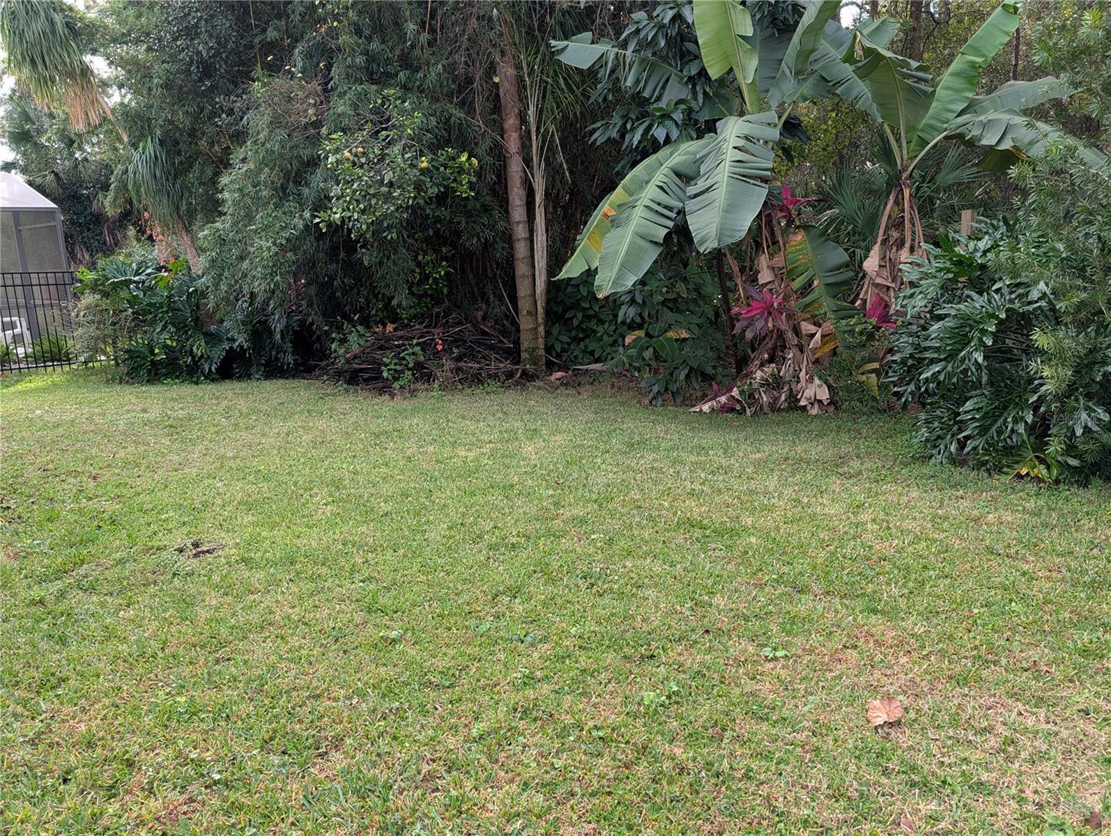 WAVERLEE WOODS UNIT 3 - Residential Lease