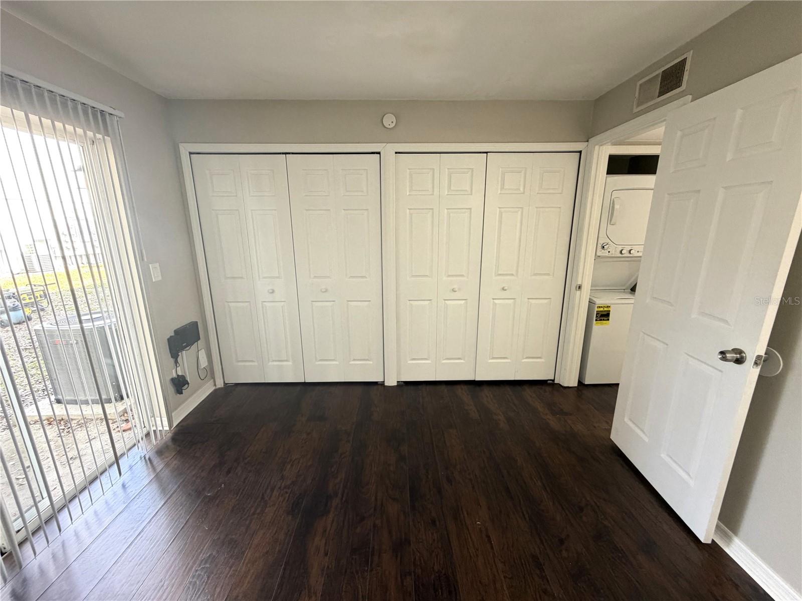 WATERSIDE CONDO I - Residential