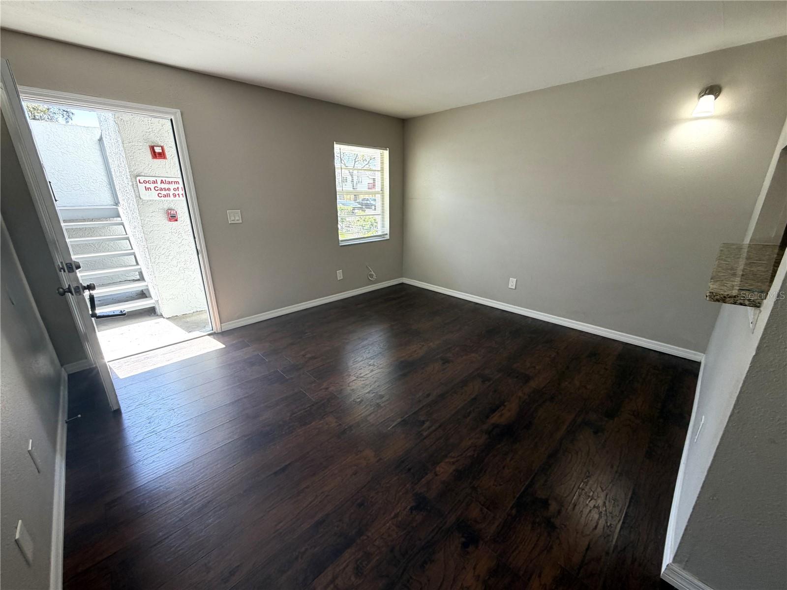 WATERSIDE CONDO I - Residential