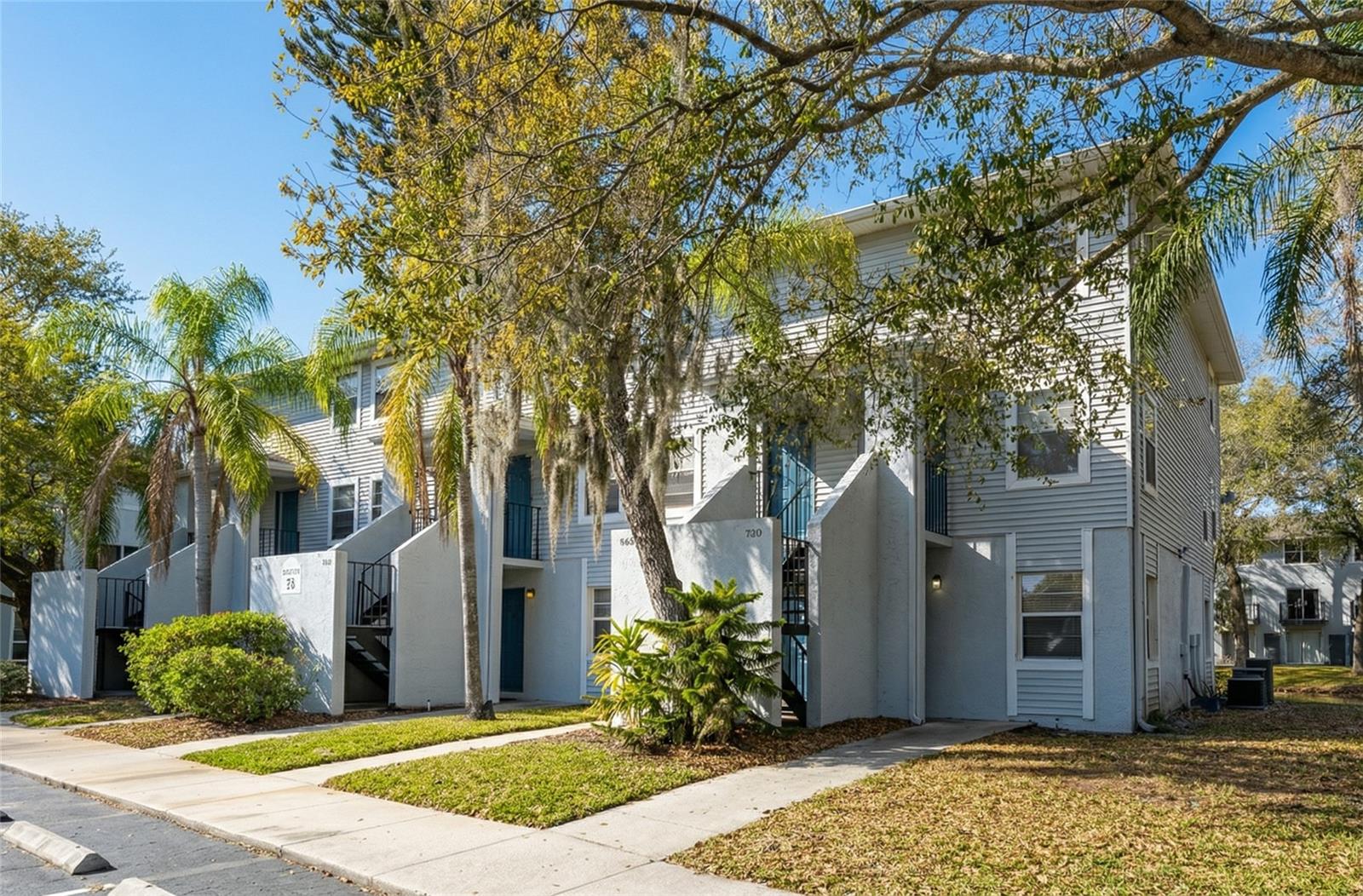 WATERSIDE CONDO I - Residential