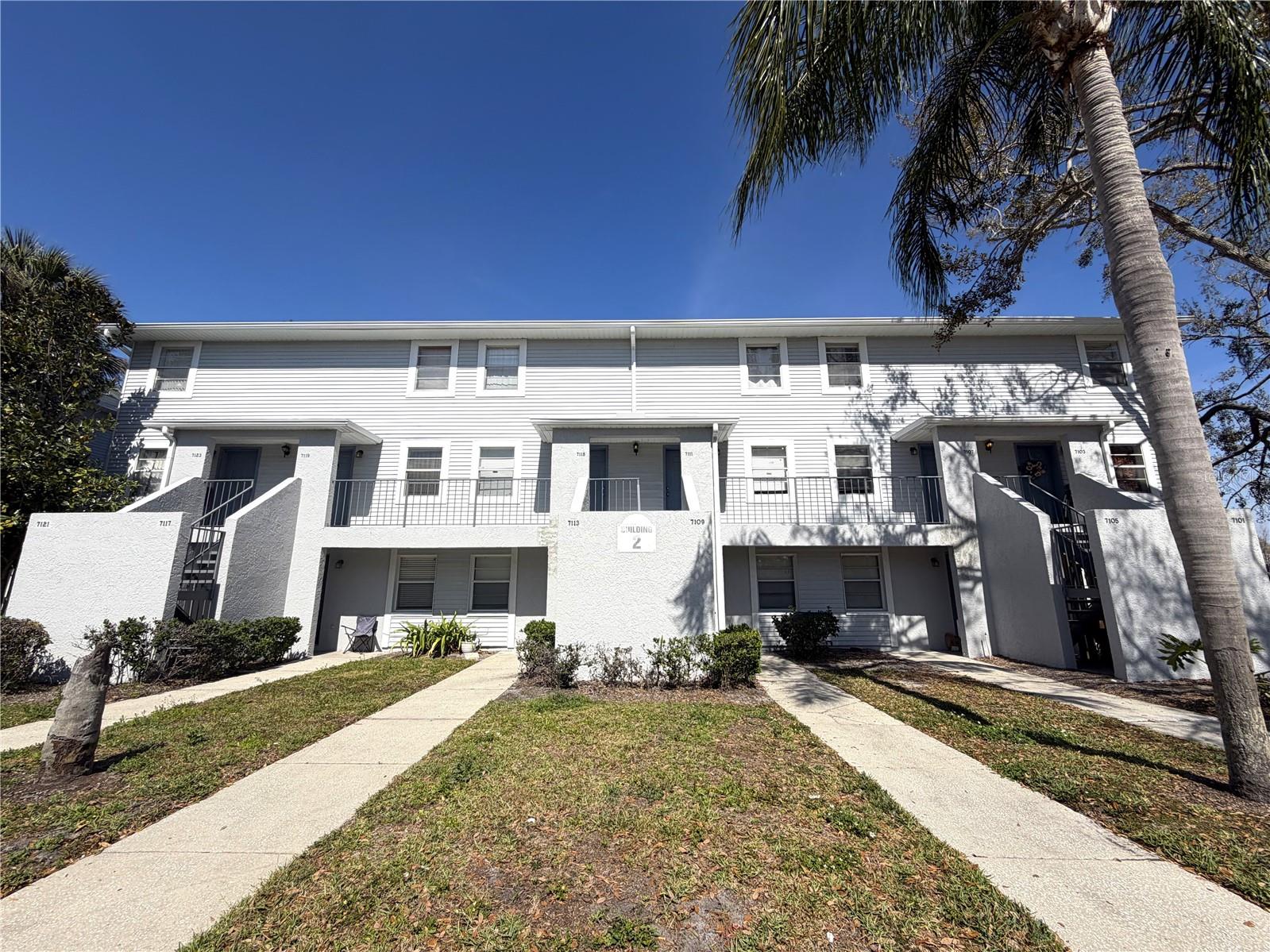 WATERSIDE CONDO I - Residential