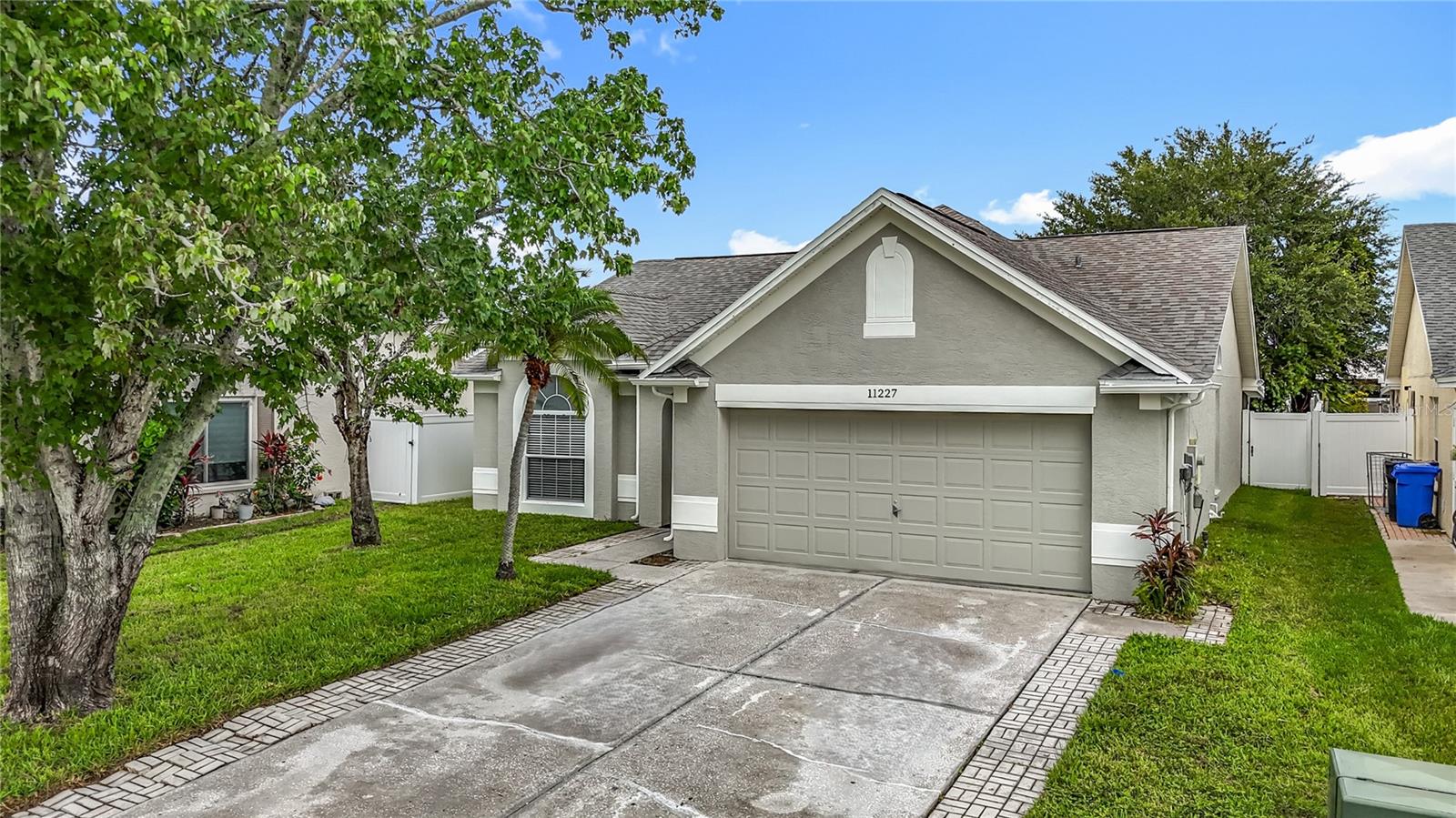 11227 THICKET COURT