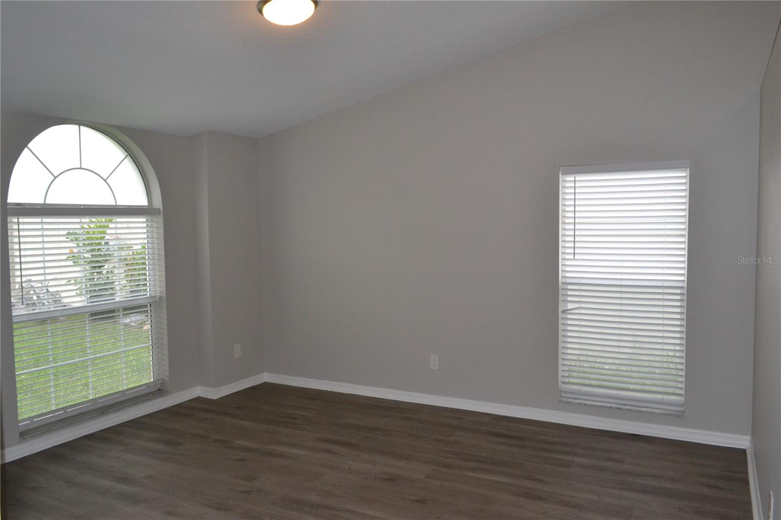 11227 THICKET COURT