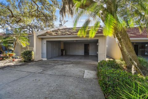 A home in LAKELAND