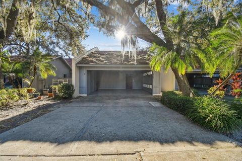 A home in LAKELAND