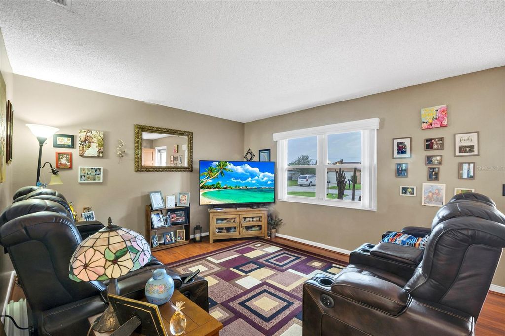 Photo of 603 Sidney Circle, Winter Haven, FL 33880 (MLS # P4938186)