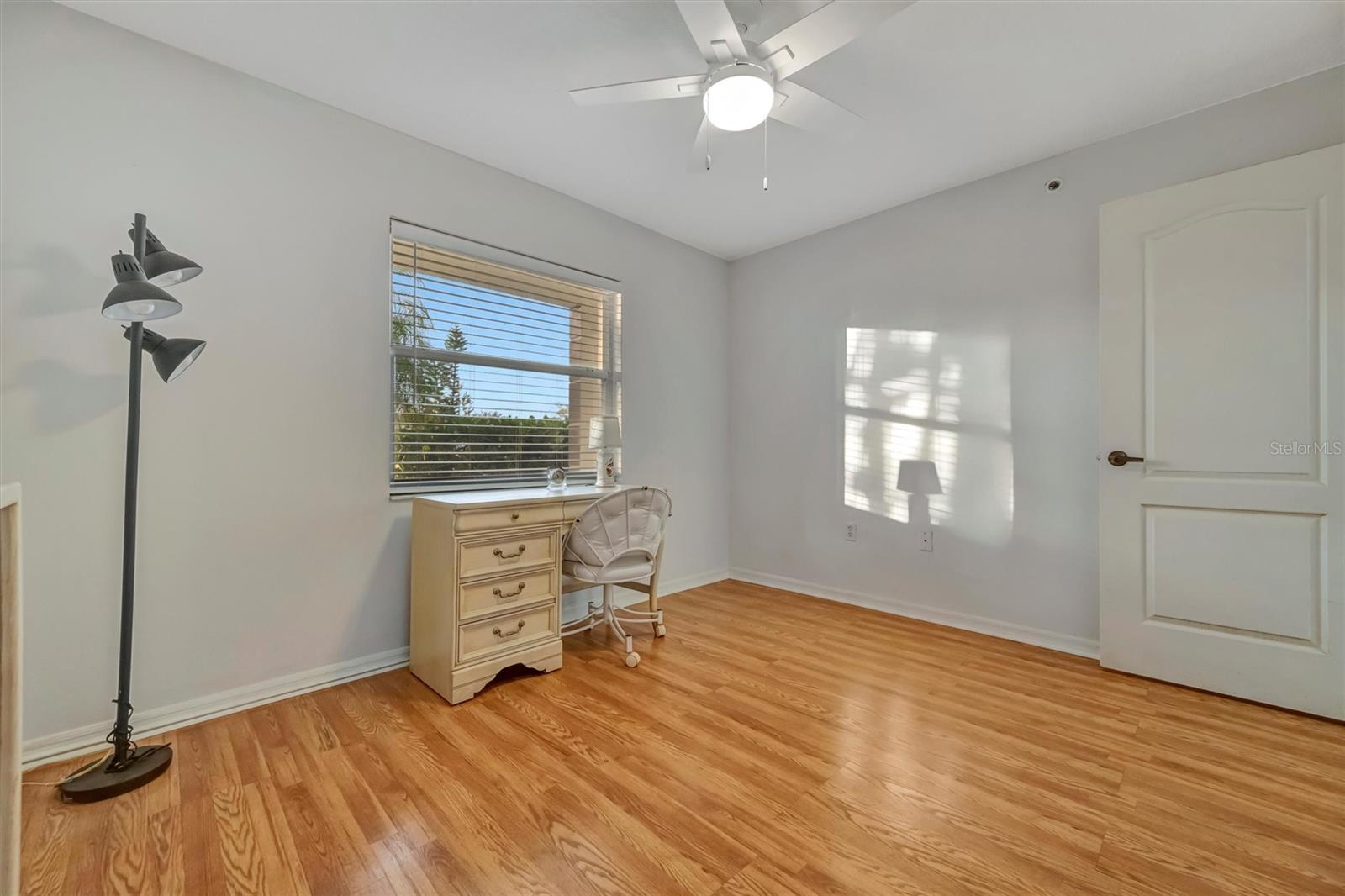 TERRACES 4 OF TARA - Residential