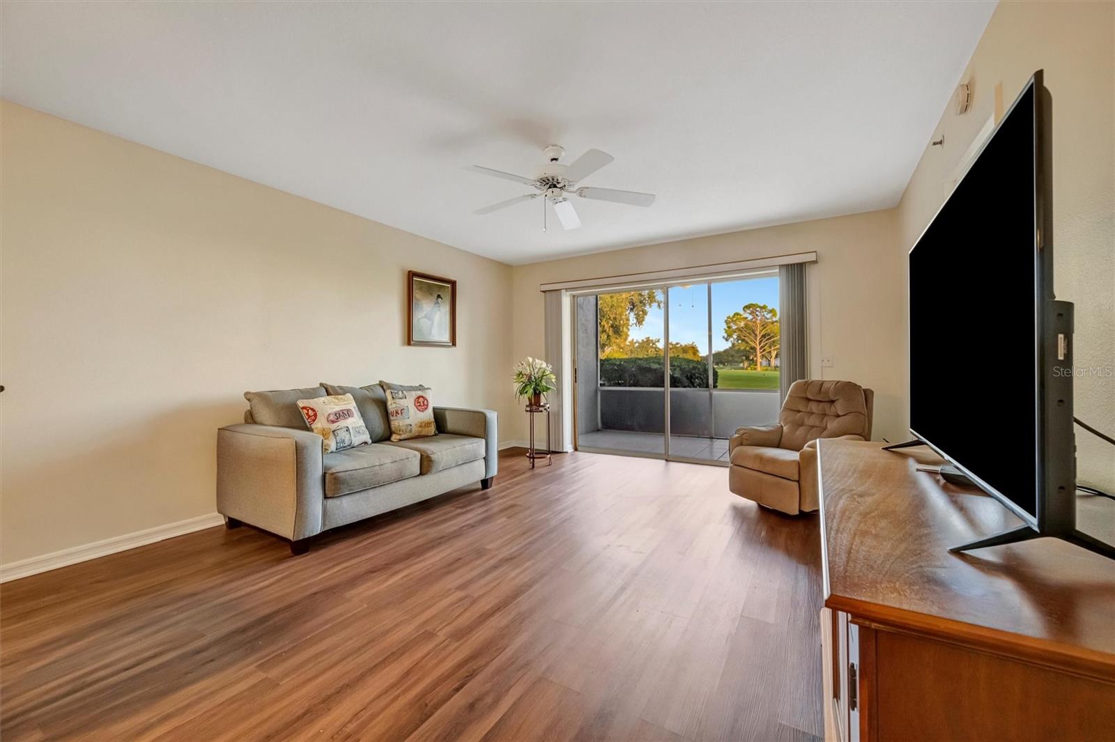 TERRACES 4 OF TARA - Residential