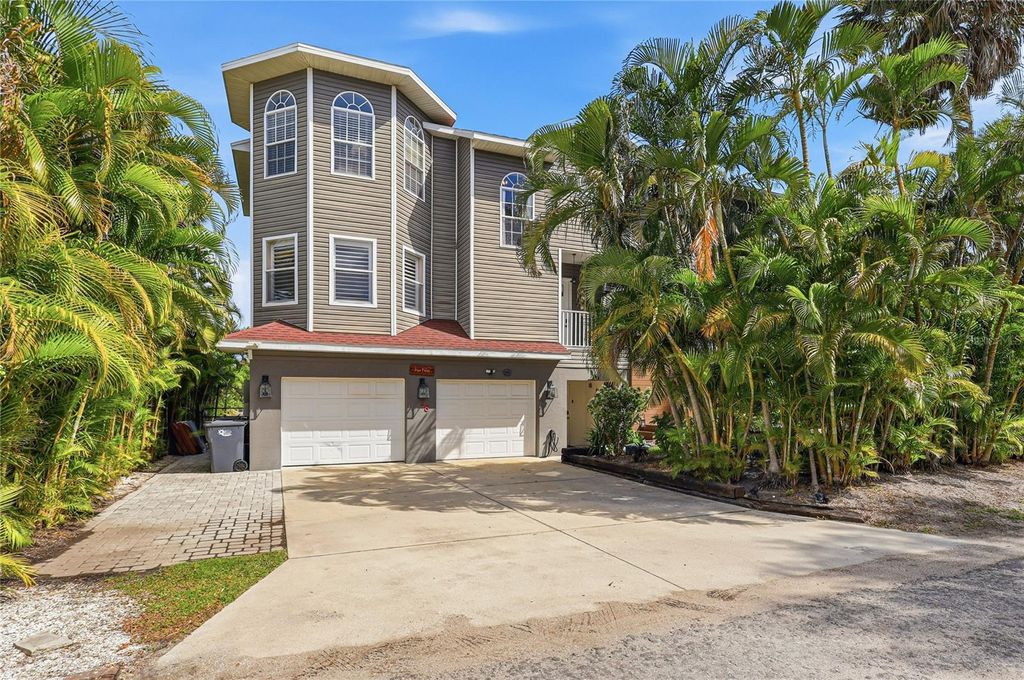 Photo of 28 Michiana Drive, Terra Ceia, FL 34250 (MLS # A4688052)