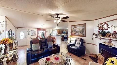 DEER RUN ESTATES - Residential