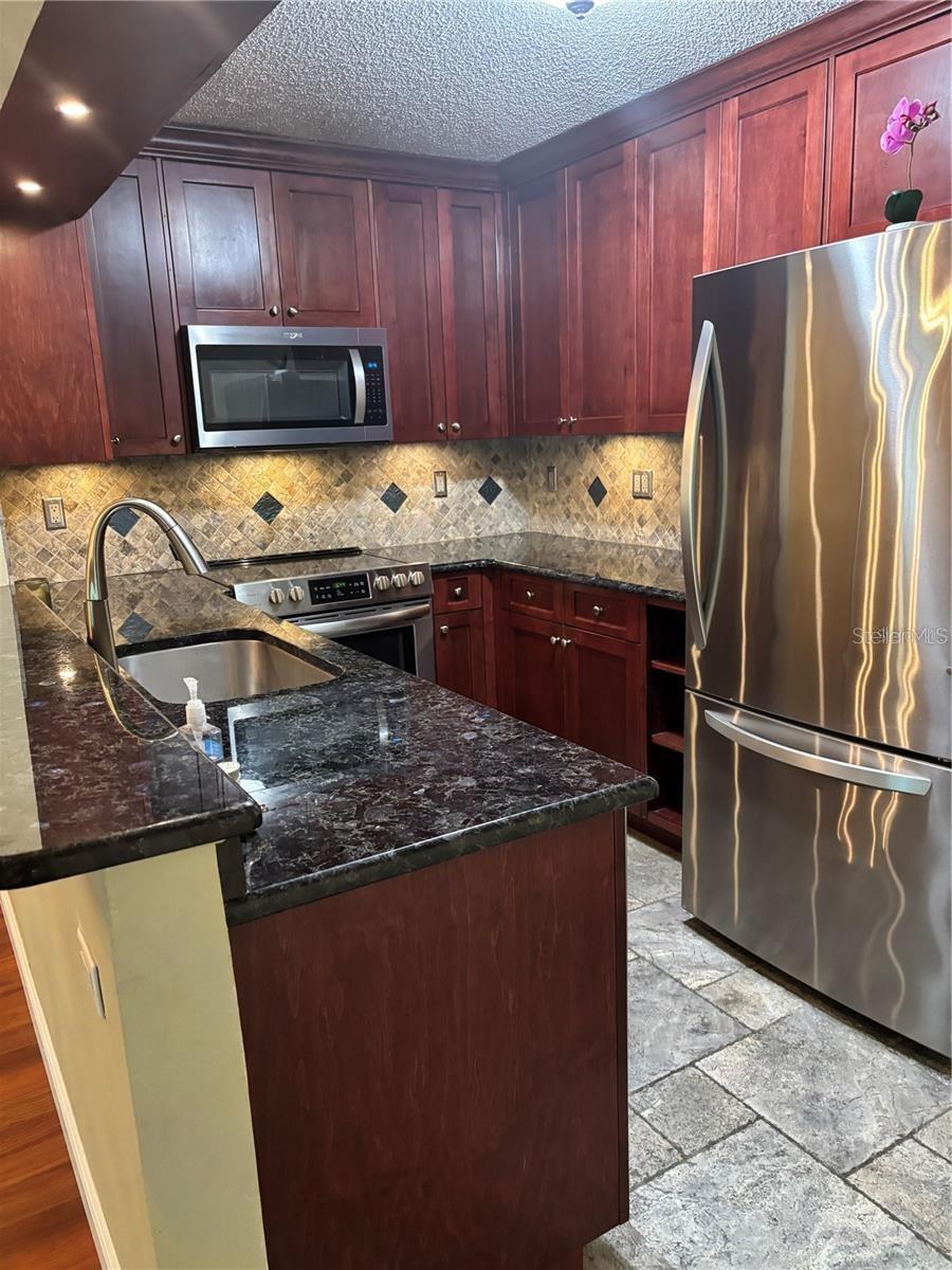 PINE RIDGE AT LAKE TARPON - Residential Lease